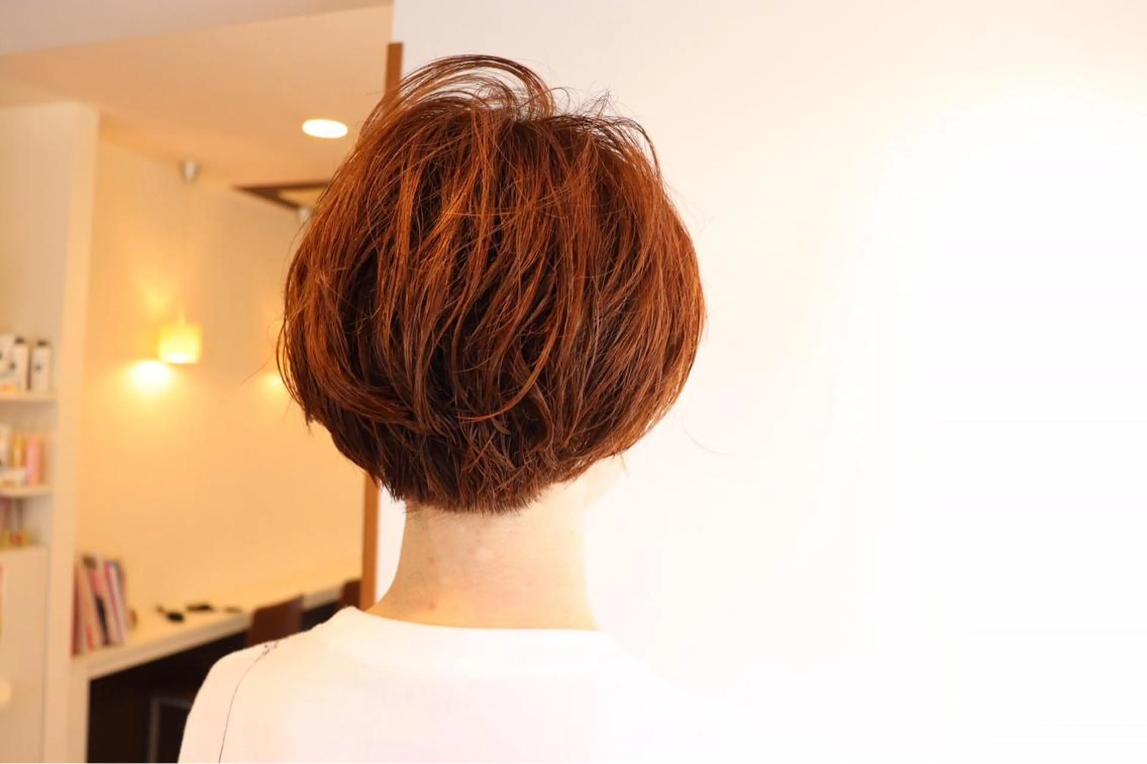 ショート 小川 美香のヘアスタイル