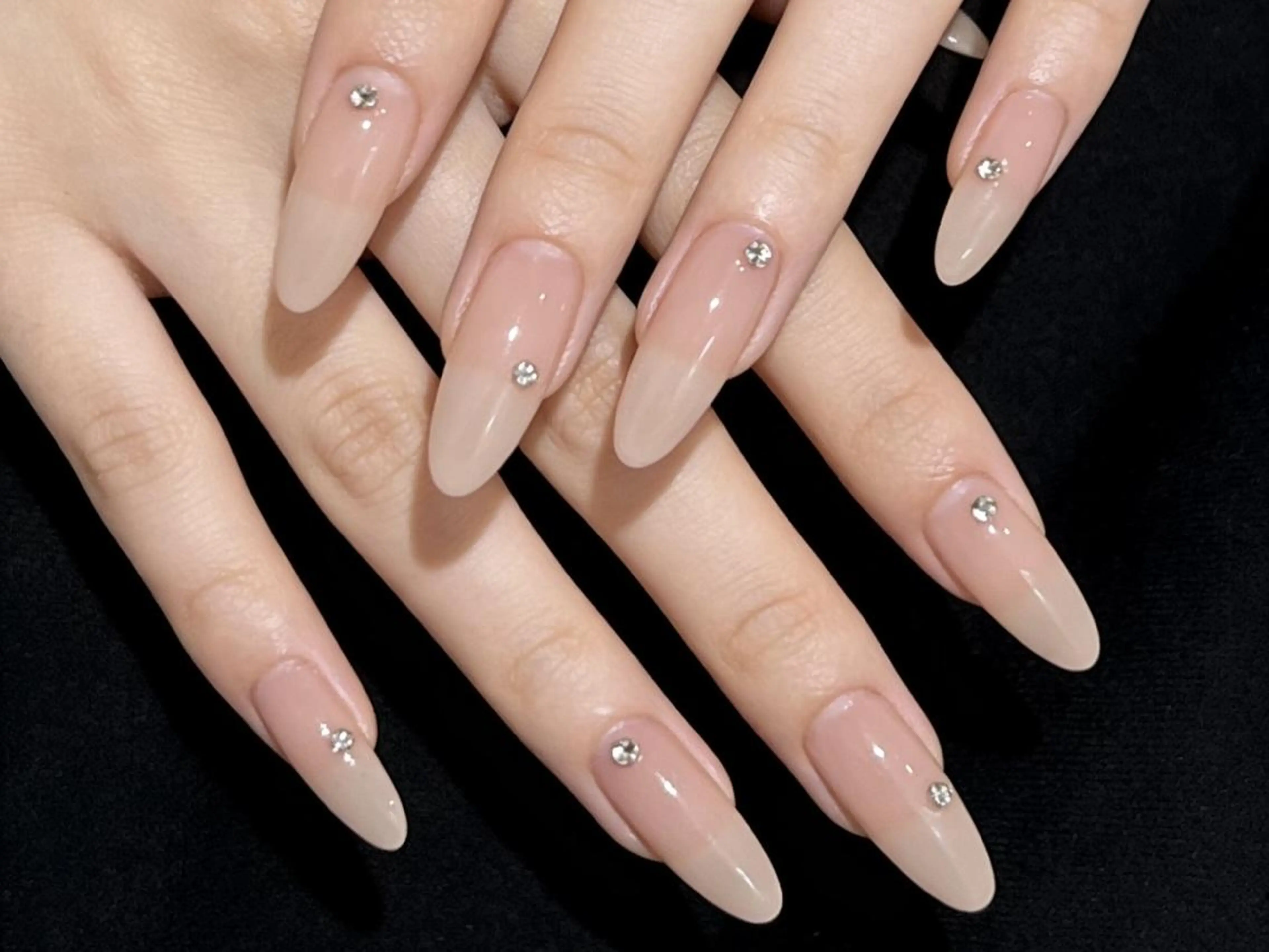 ネイル チークネイル 長さ出し フレンチネイル グラデーション マグネットネイル ハンドネイル ハンドケア 💕Dreamy KIYO💕のネイルデザイン