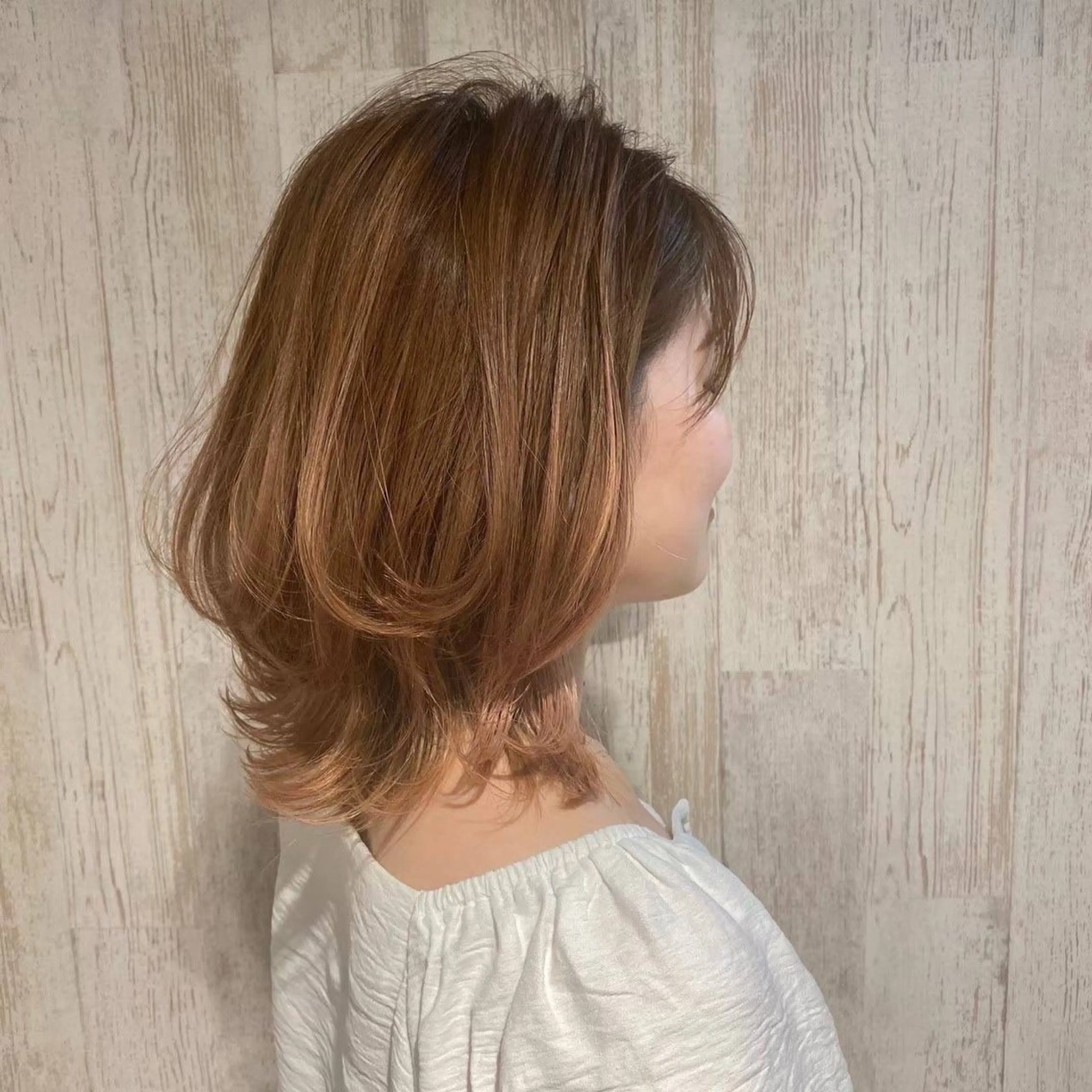 ミディアム くびれヘア 引原 里菜のヘアスタイル