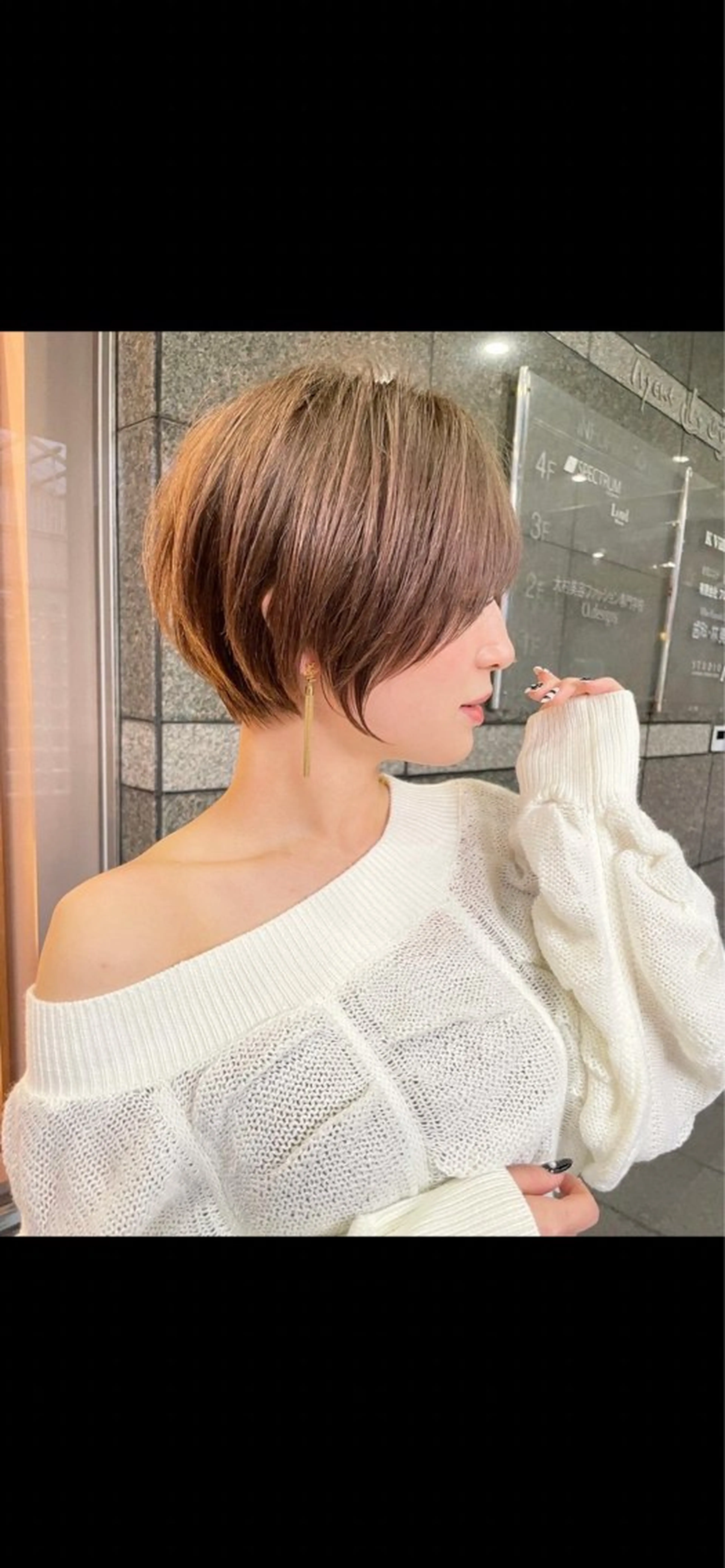 ショート カラー カット ヘアカラー トリートメント Aster 店長 れおん✂️のヘアスタイル