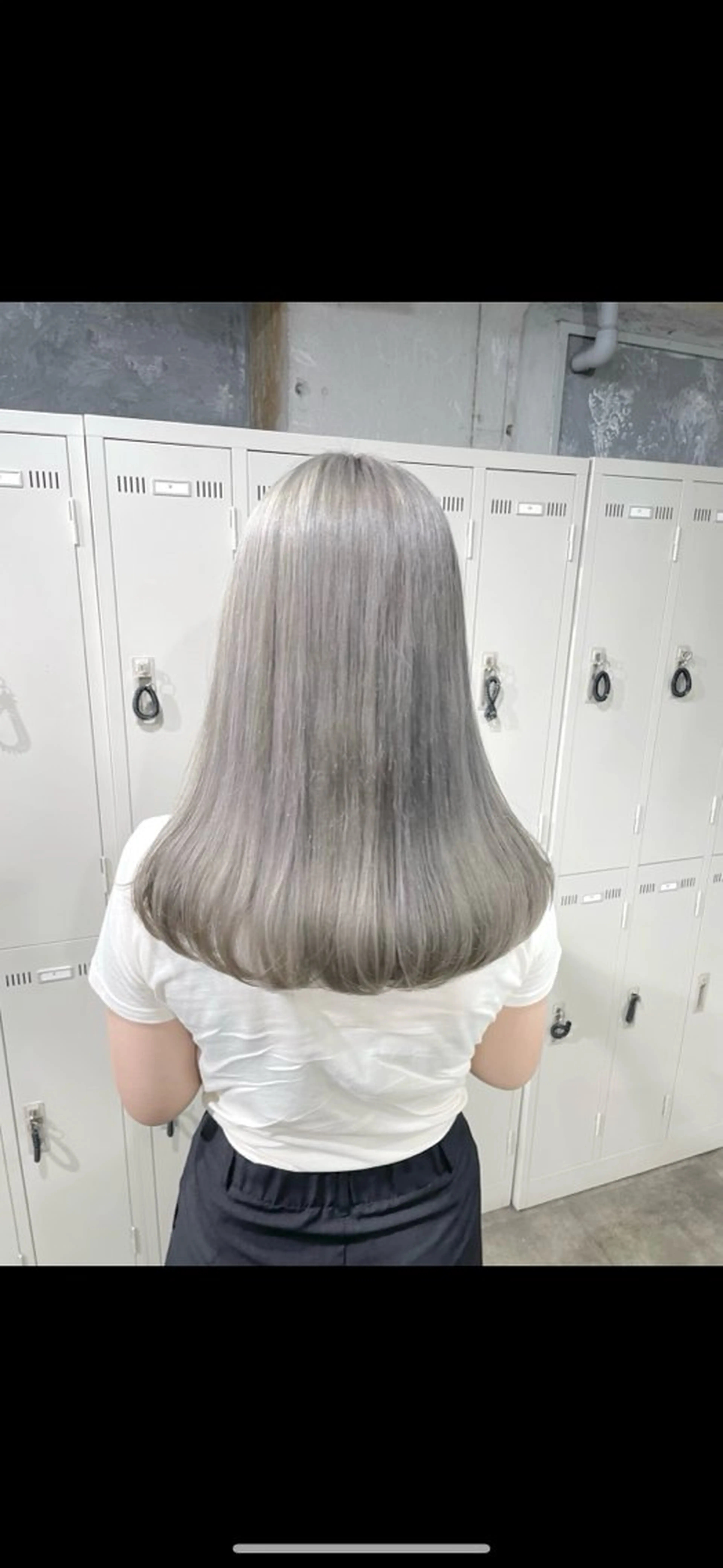 セミロング カット ヘアカラー ヘッドスパ 透明感カラー・レイヤ ー🎀amika🎀のヘアスタイル