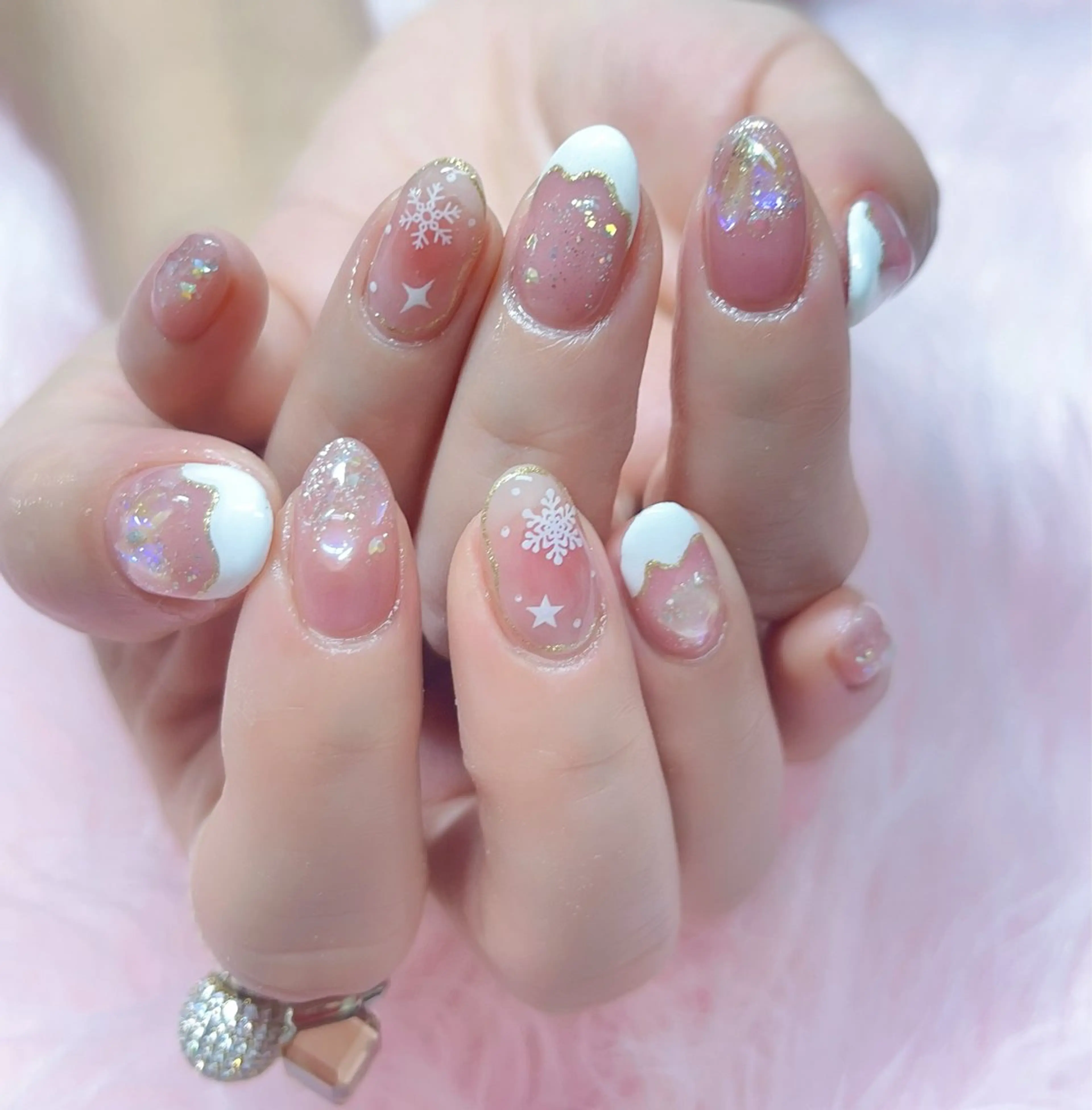 ネイル ハンドネイル MoonNail ユリ🌸のネイルデザイン