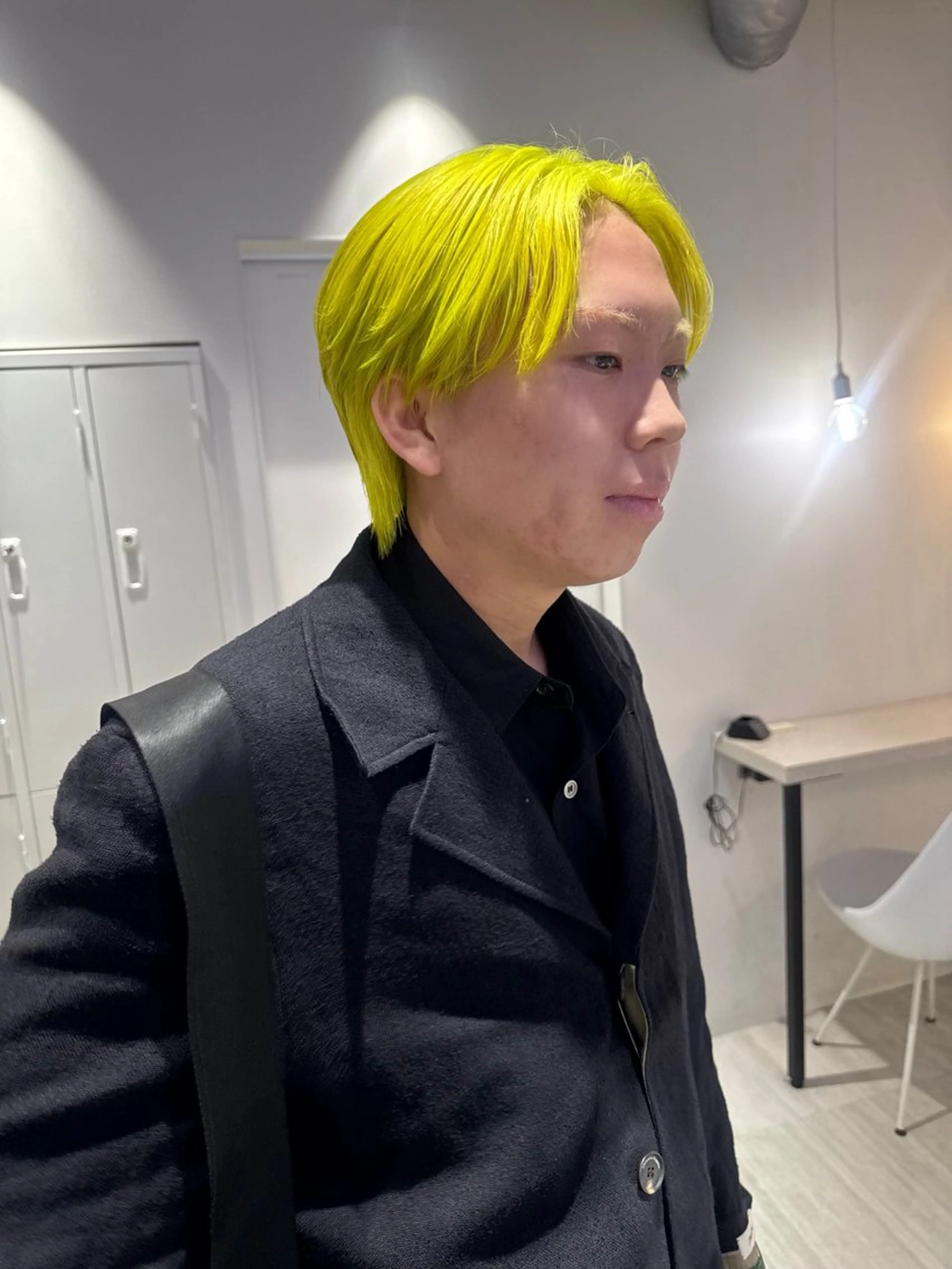 ショート カラー ハイトーンカラー ヘアカラー トリートメント Ami/艶カラー/ レイヤー/ハイトーンのヘアスタイル