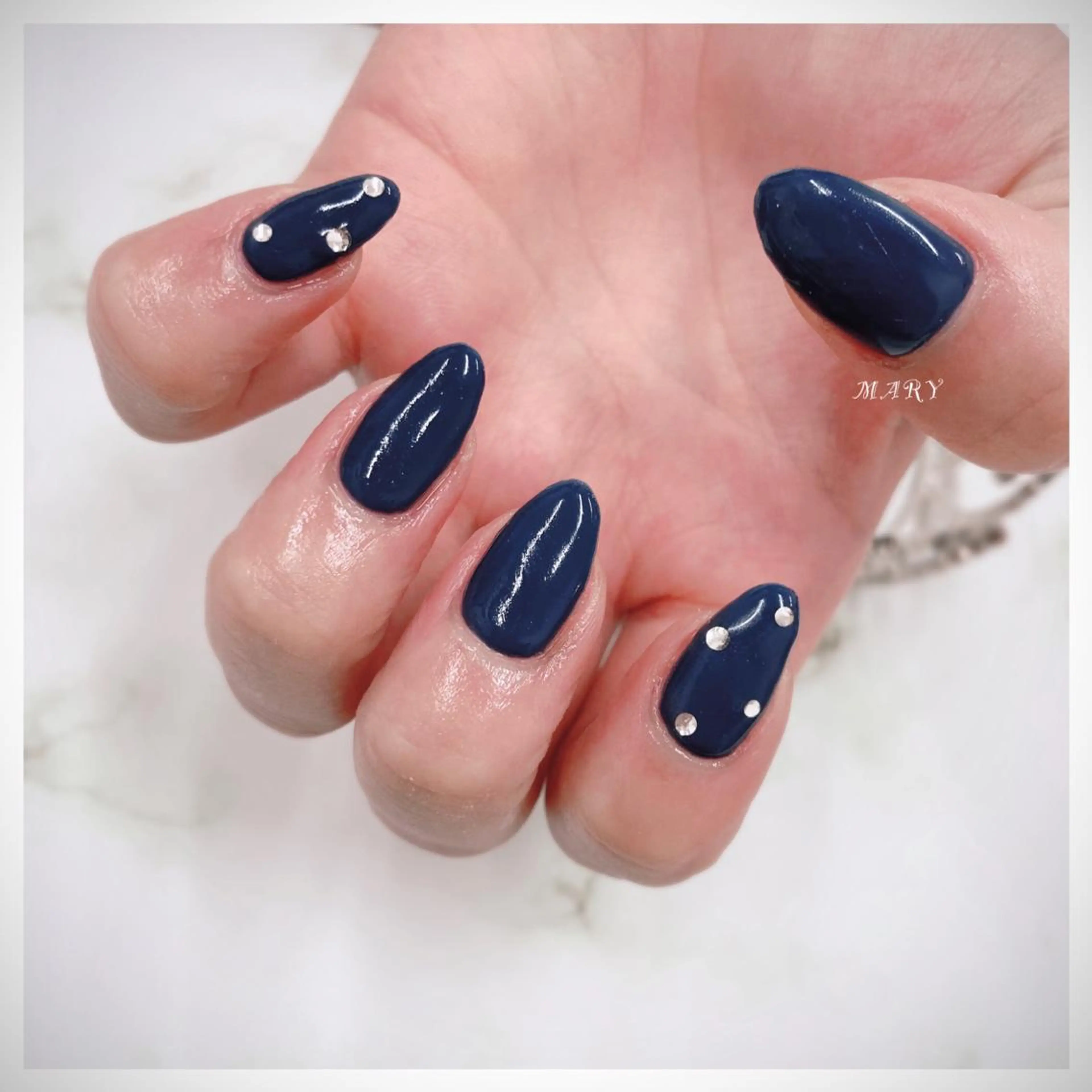 ネイル ブルー ニュアンスネイル ワンカラーネイル ハンドネイル Mary nail .narumiのネイルデザイン