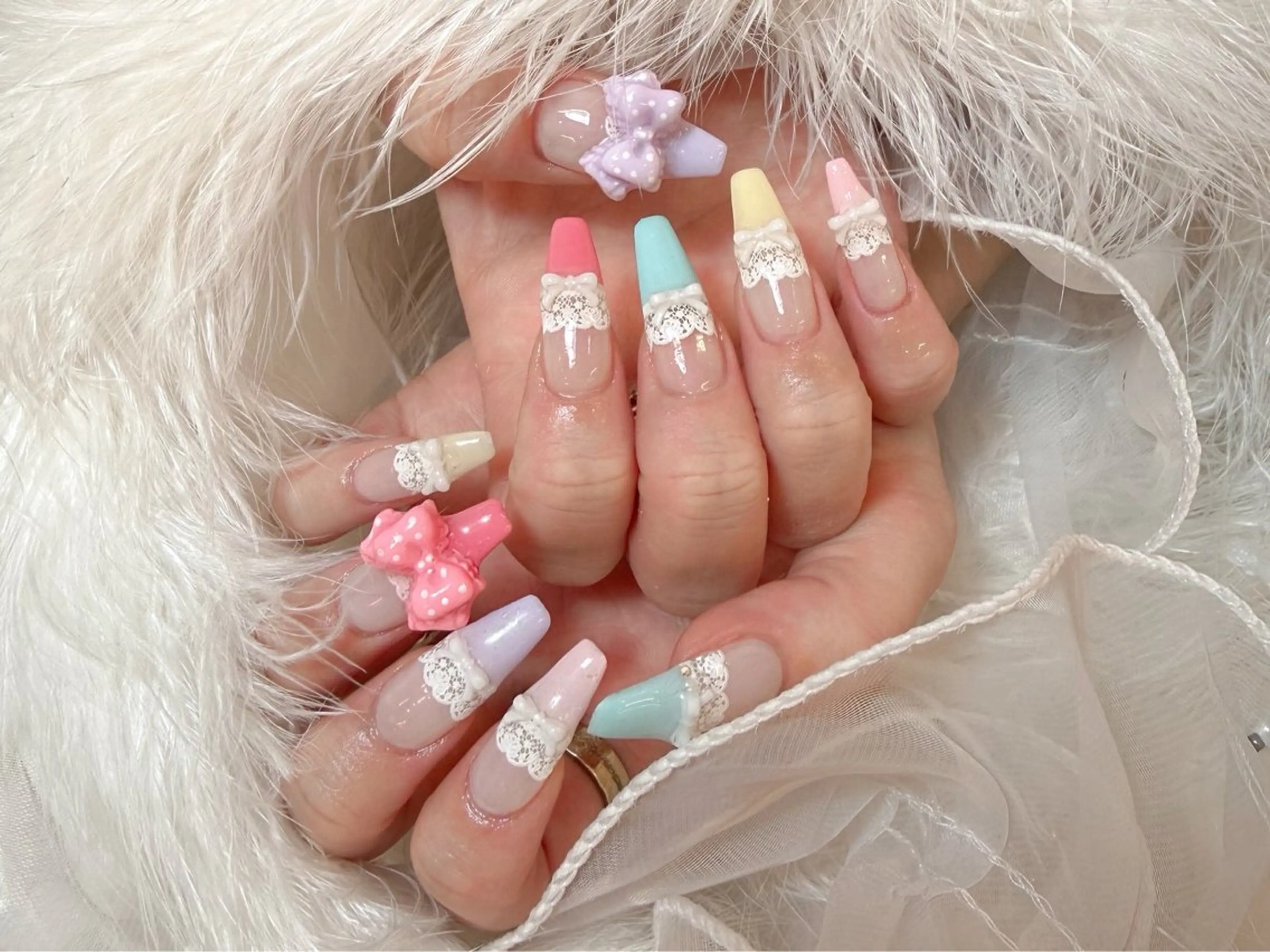 ネイル アートネイル フラッシュネイル フラワーネイル ジェルネイル キラキラネイル Puti nailのネイルデザイン