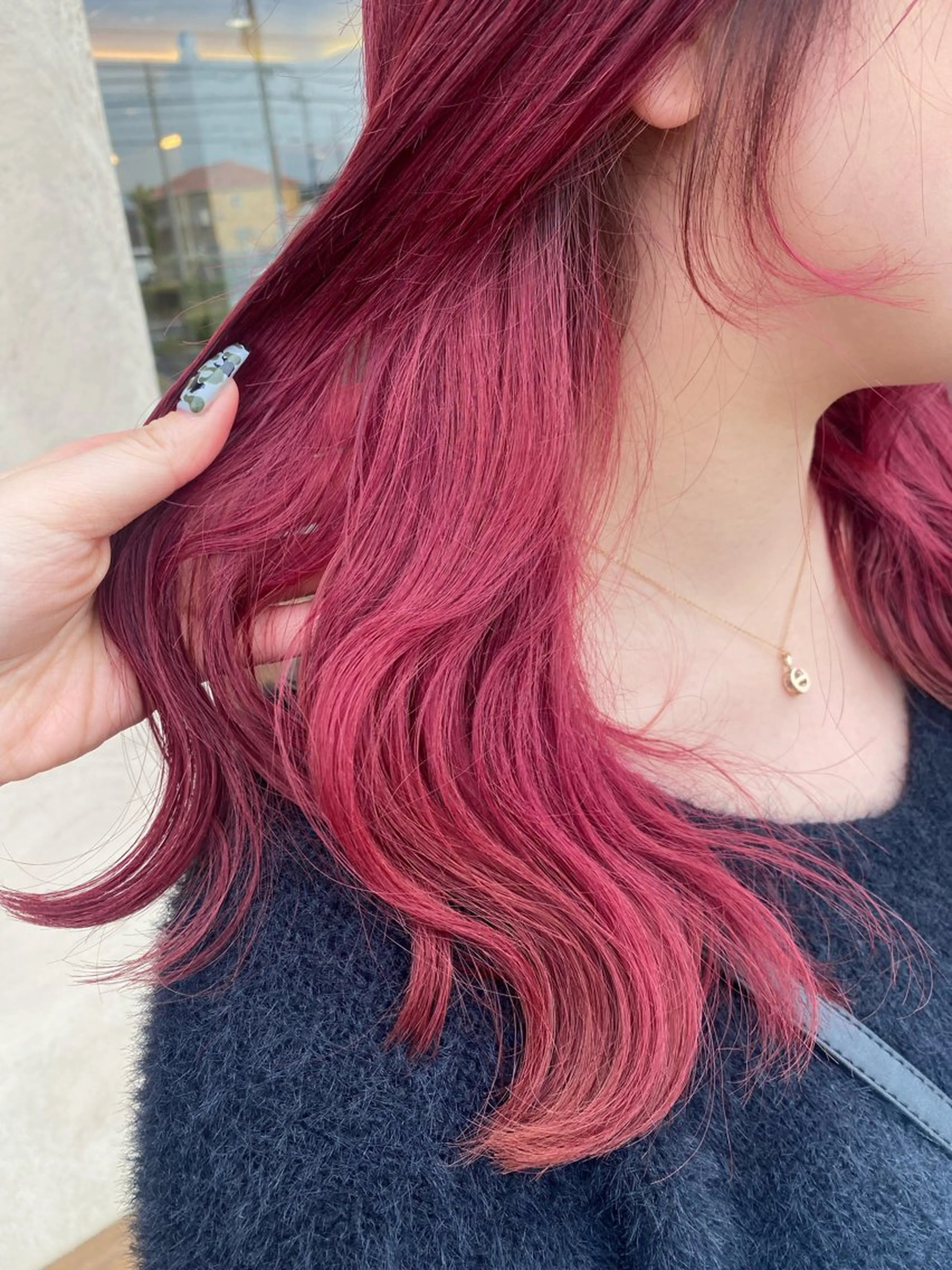 ミディアム 林 莉瑠のヘアスタイル