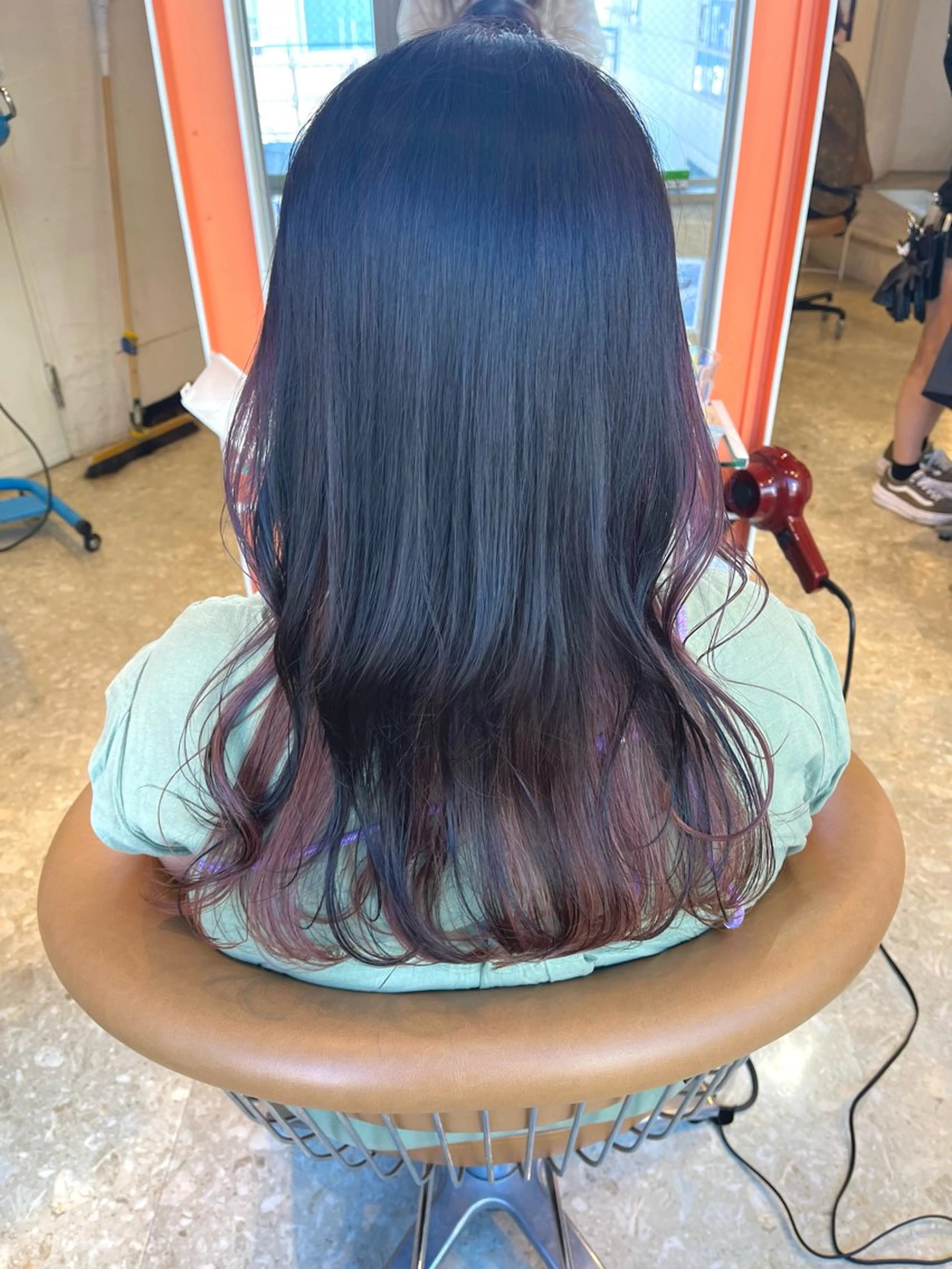 セミロング カラー ヘアカラー うしだ かおるのヘアスタイル