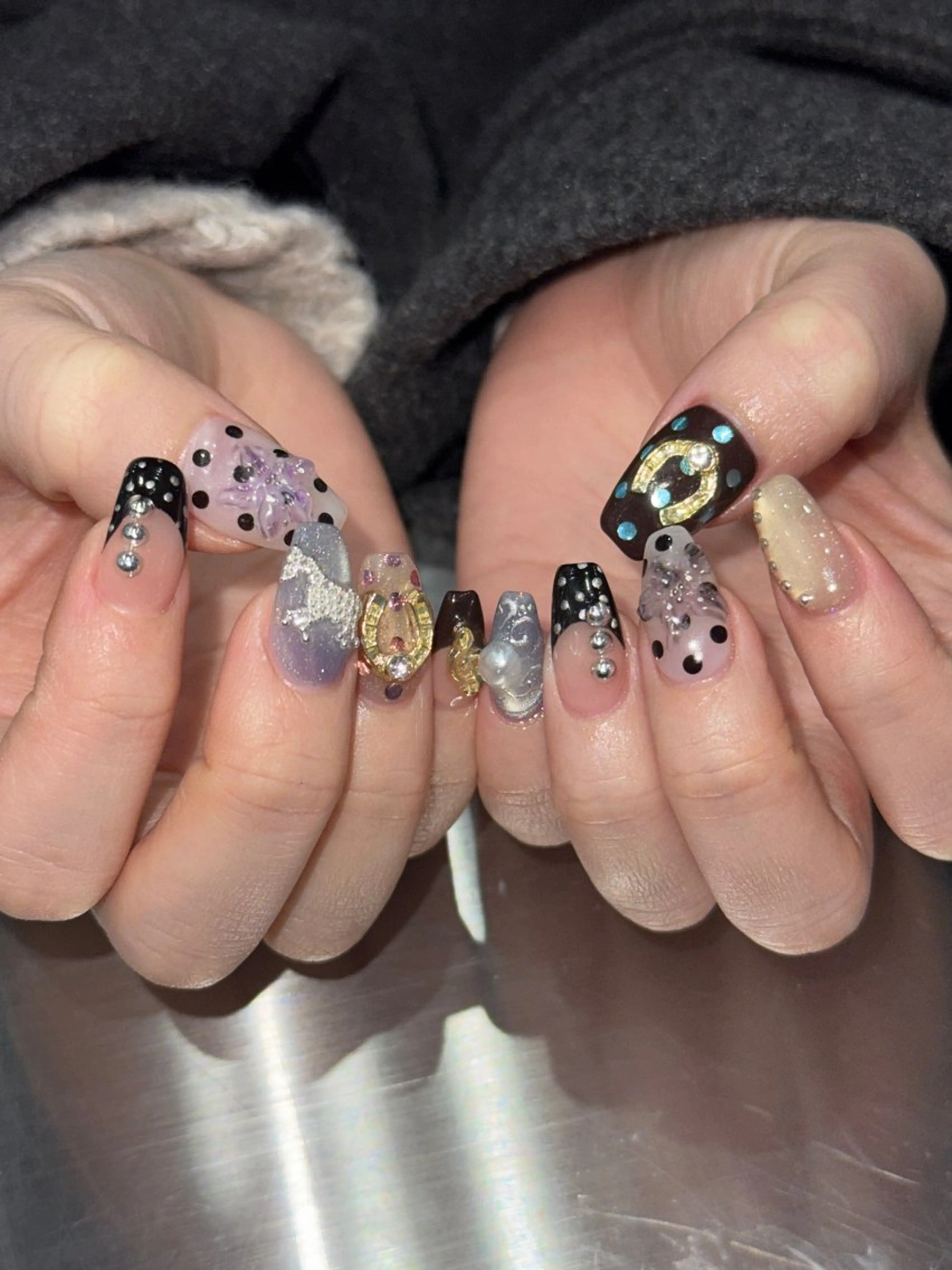 ネイル VENUS BELT kiriのネイルデザイン