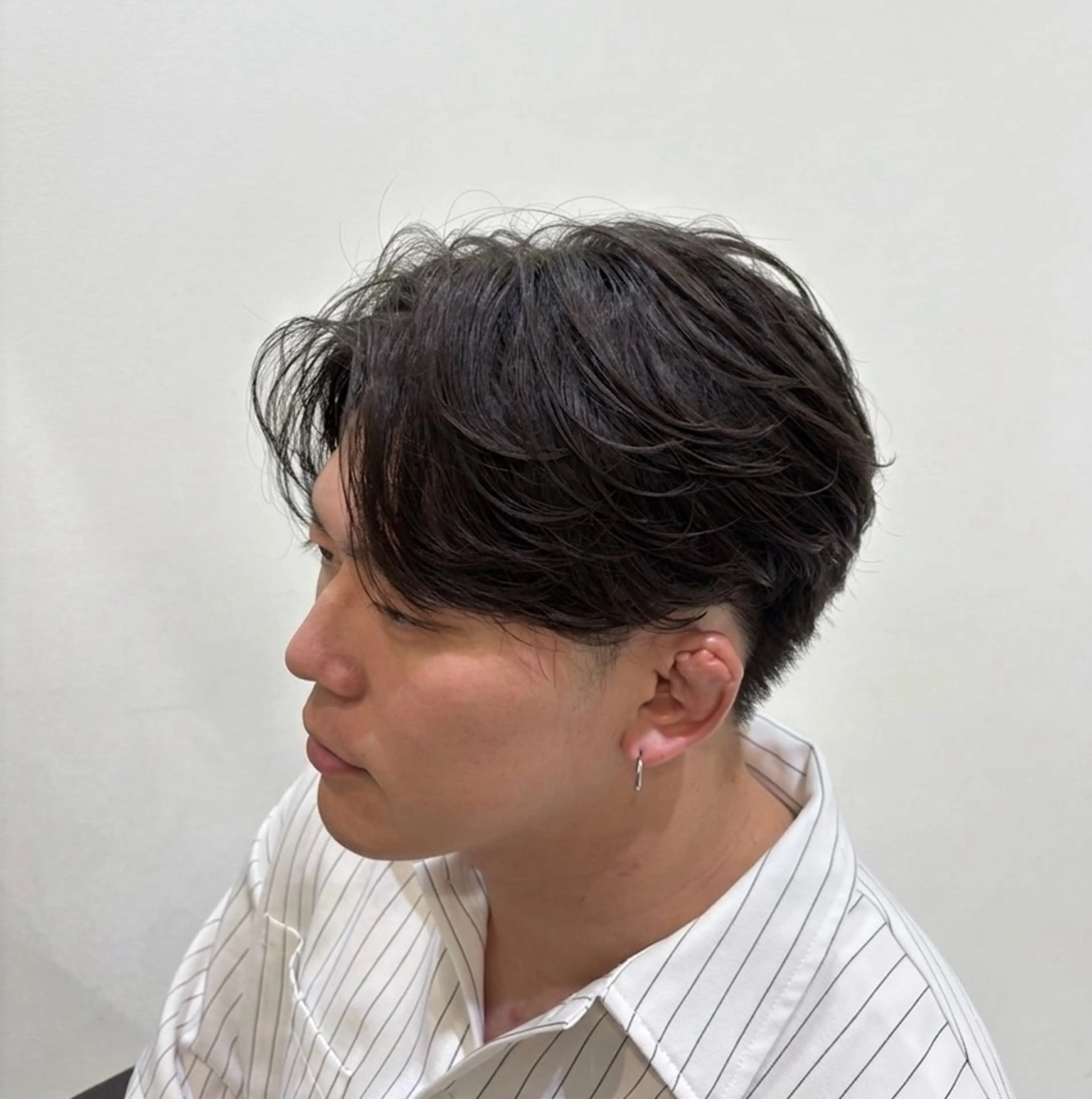 【平日限定クーポン】 自然な毛流れで垢抜け!メンズカット+ニュアンスパーマ🌀 120分の写真