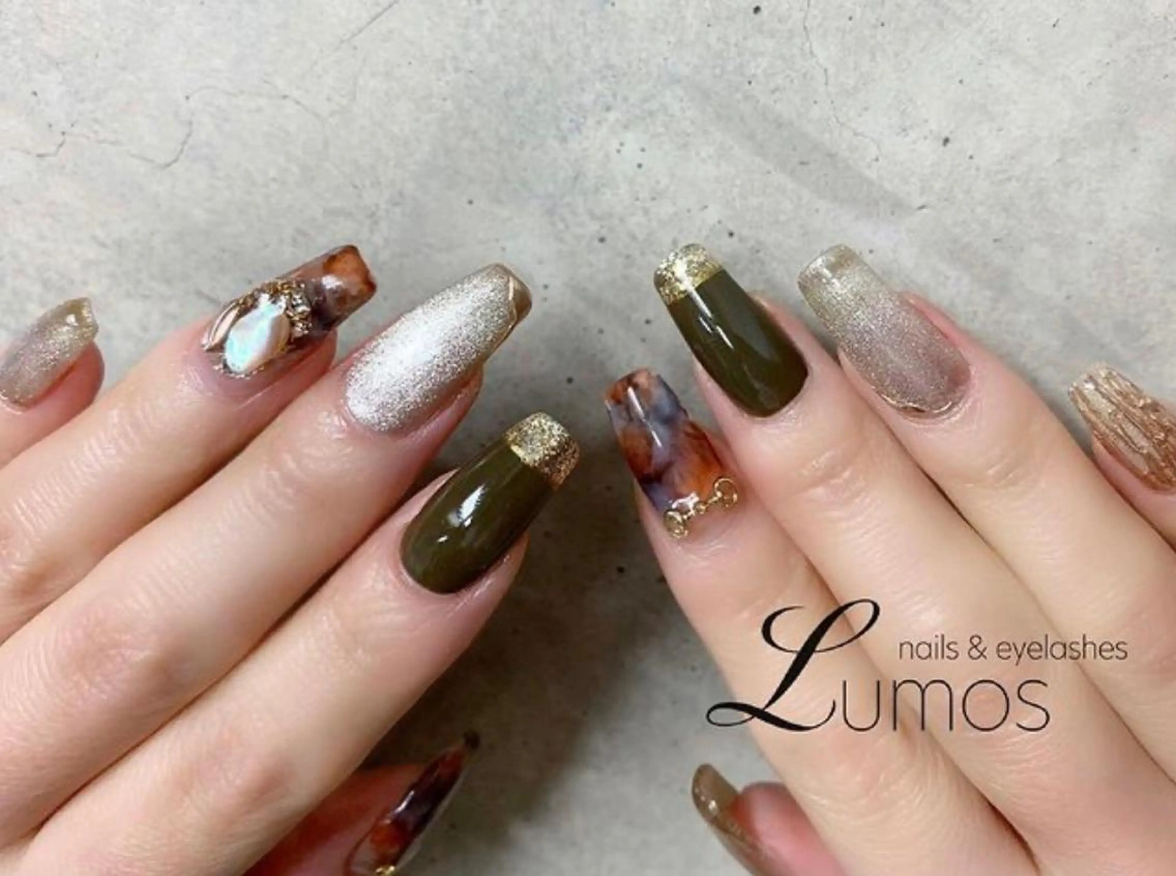 ネイル Lumos Ayakaのマツエク・マツパデザイン