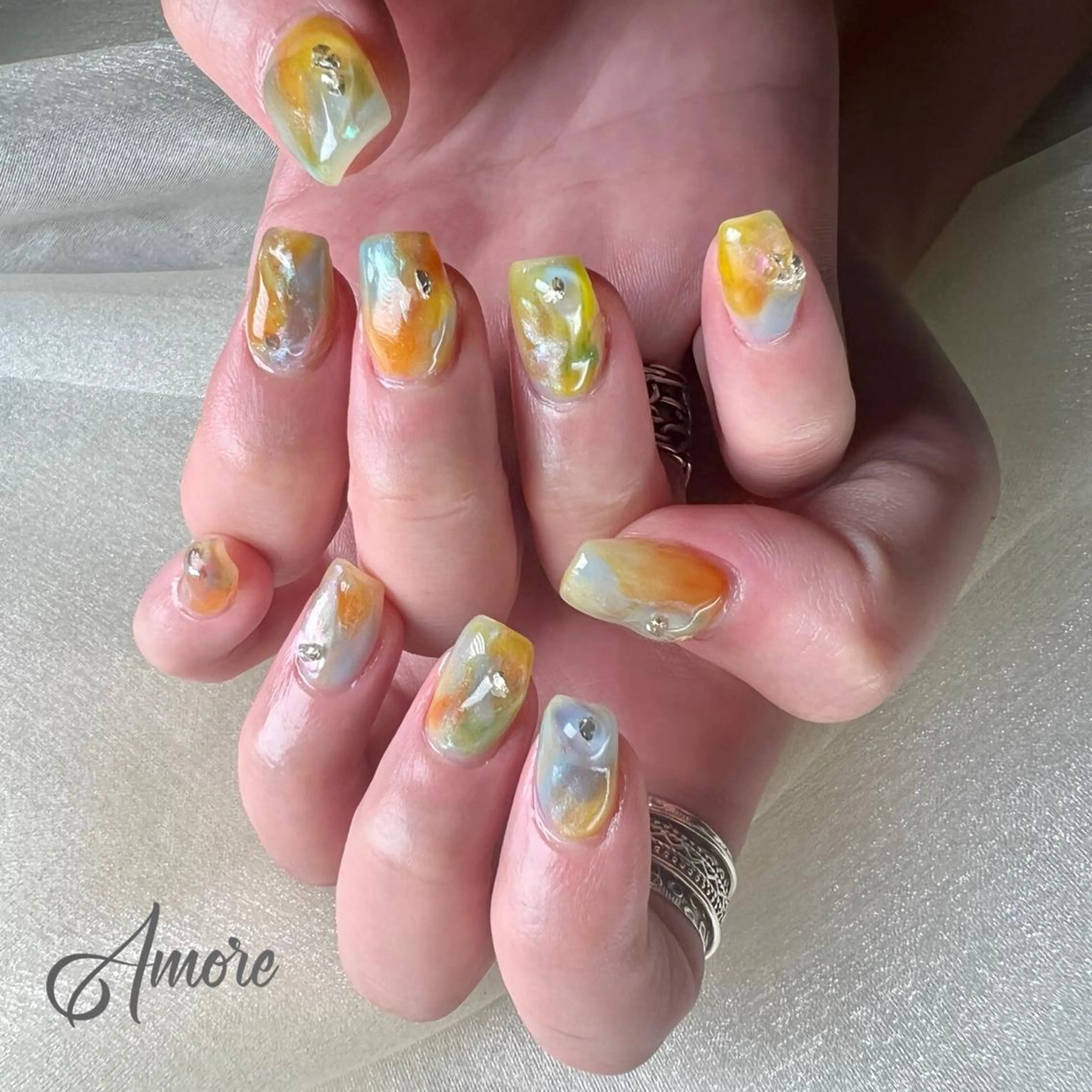 ネイル ジェルネイル 氷ネイル・うるうるネイル マグネットネイル ミラーネイル ニュアンスネイル You kyehwaのネイルデザイン