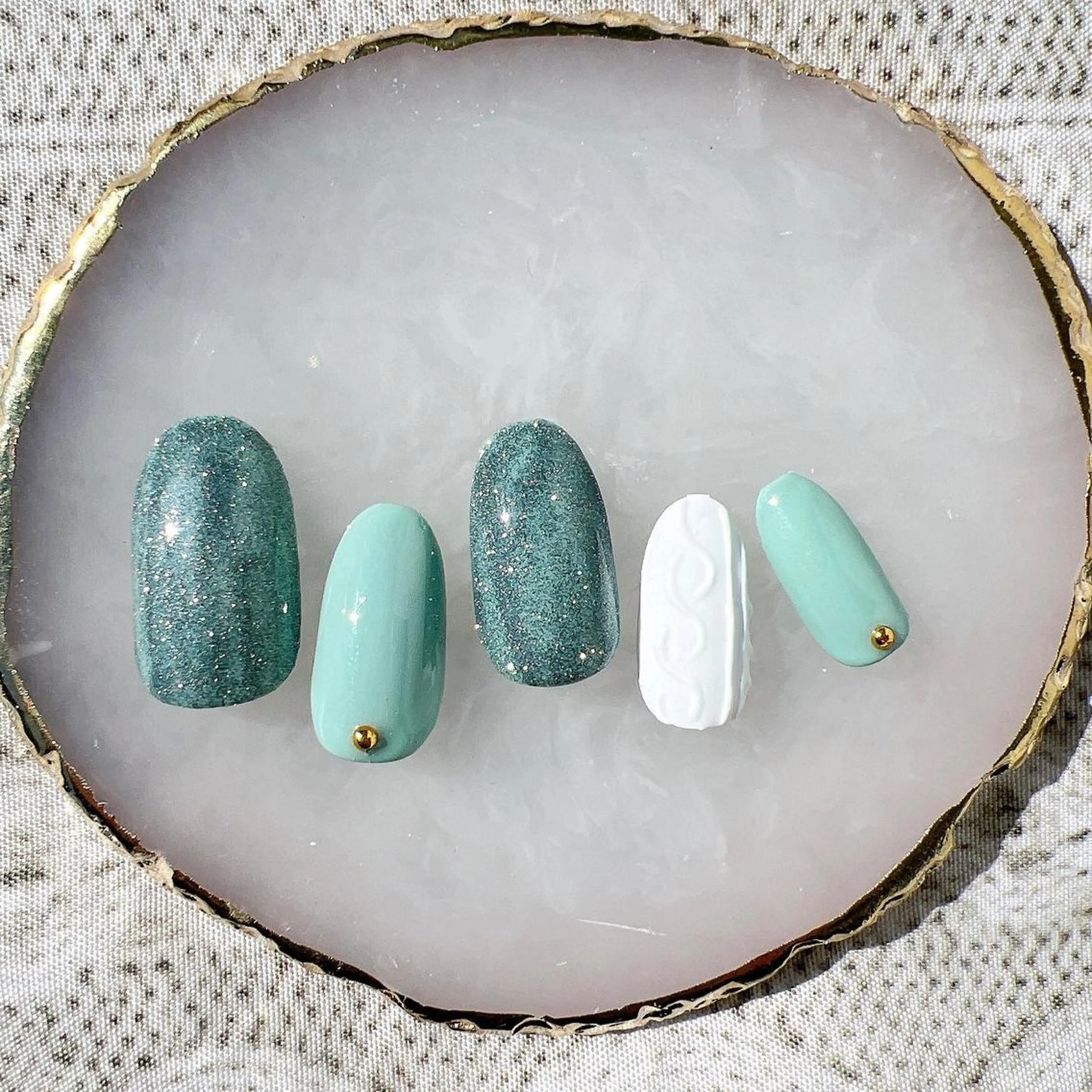 ネイル マグネットネイル Minion所属・北浦和minion YUKIのマツエク・マツパデザイン