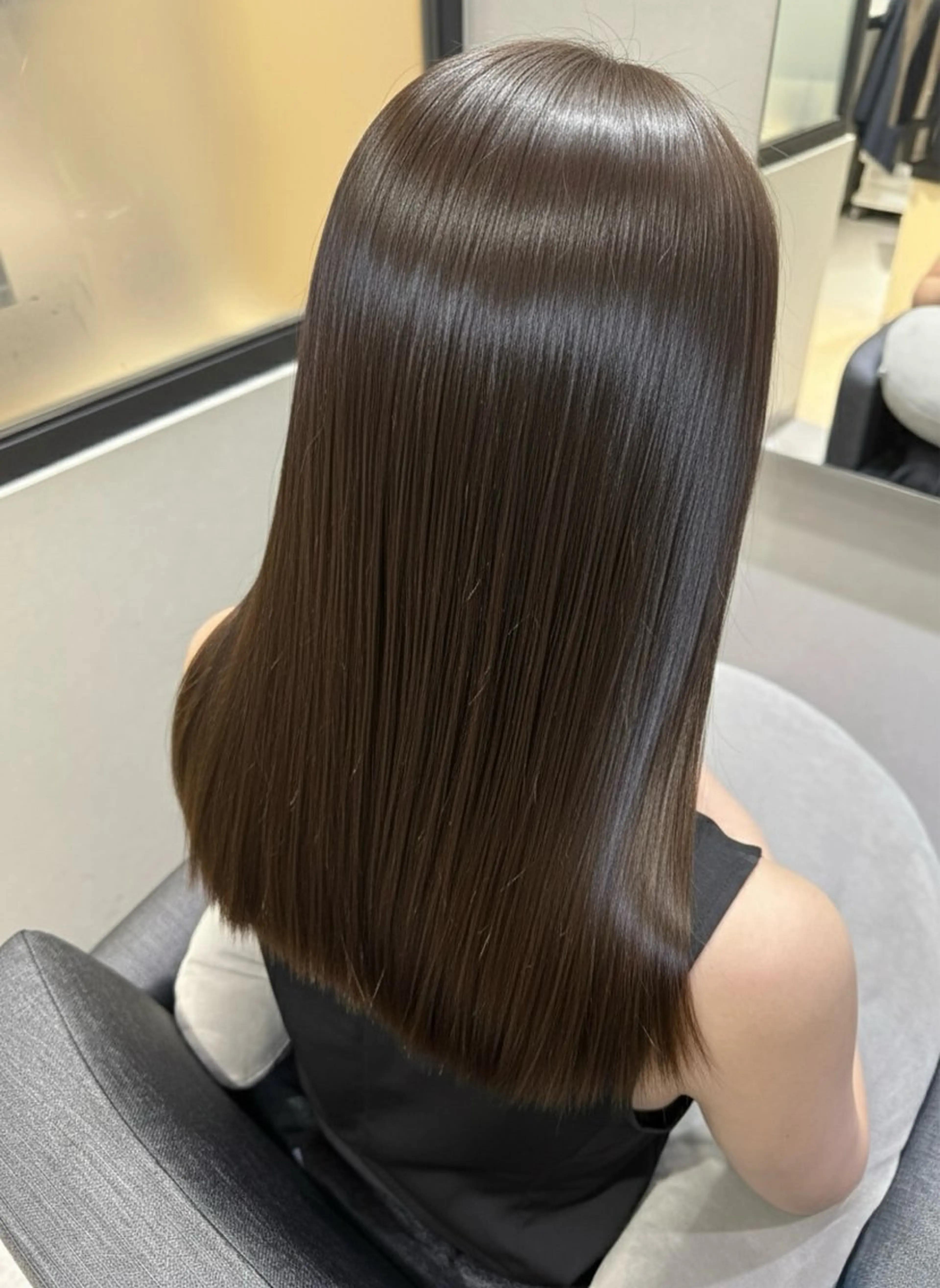 セミロング ヘアカラー トリートメント 🔆髪質改善❌艶髪の 仕立て人 ✨永山正太のヘアスタイル