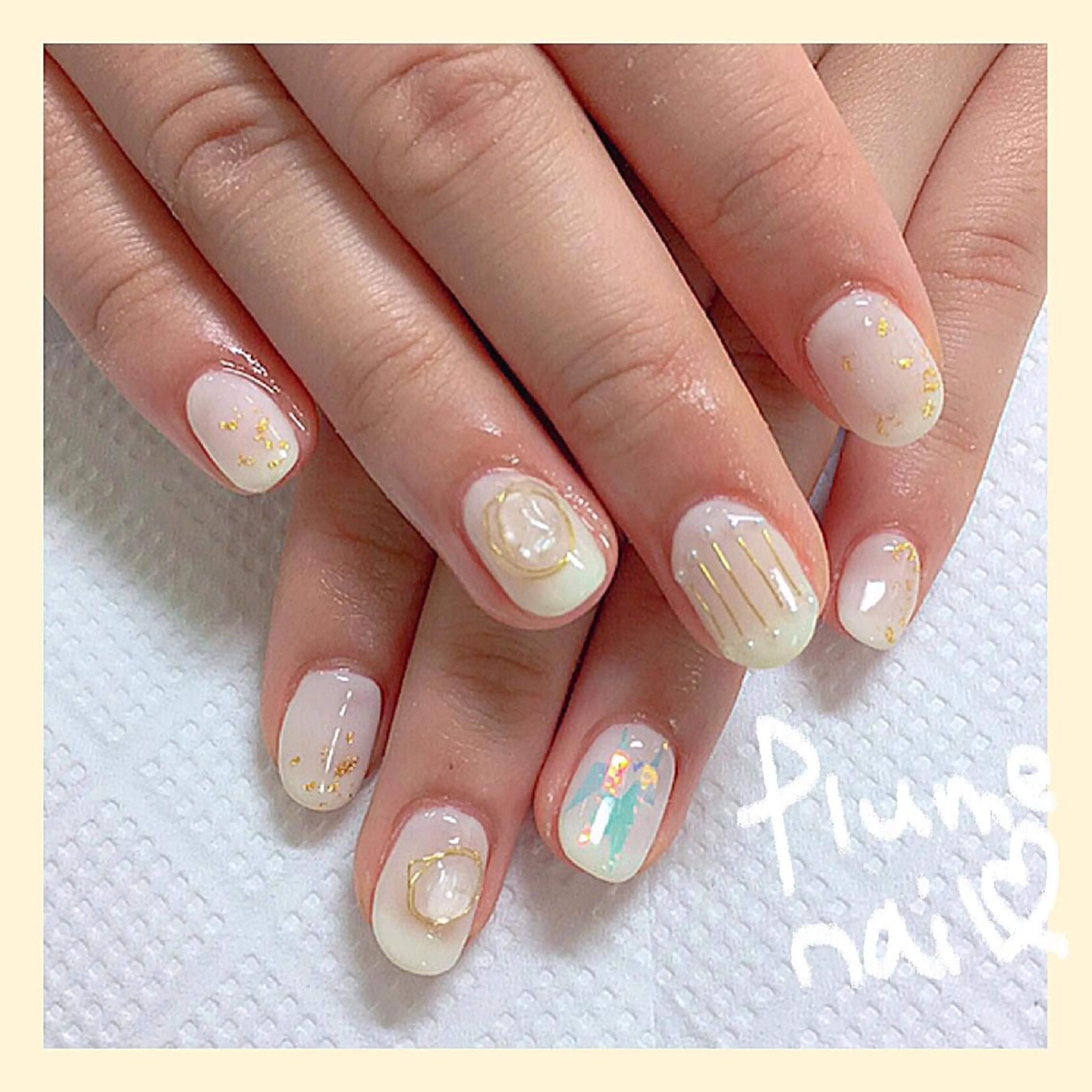 ネイル キラキラネイル 韓国ネイル ニュアンスネイル 春ネイル 冬ネイル plume nail ☆韓国ネイルのネイルデザイン