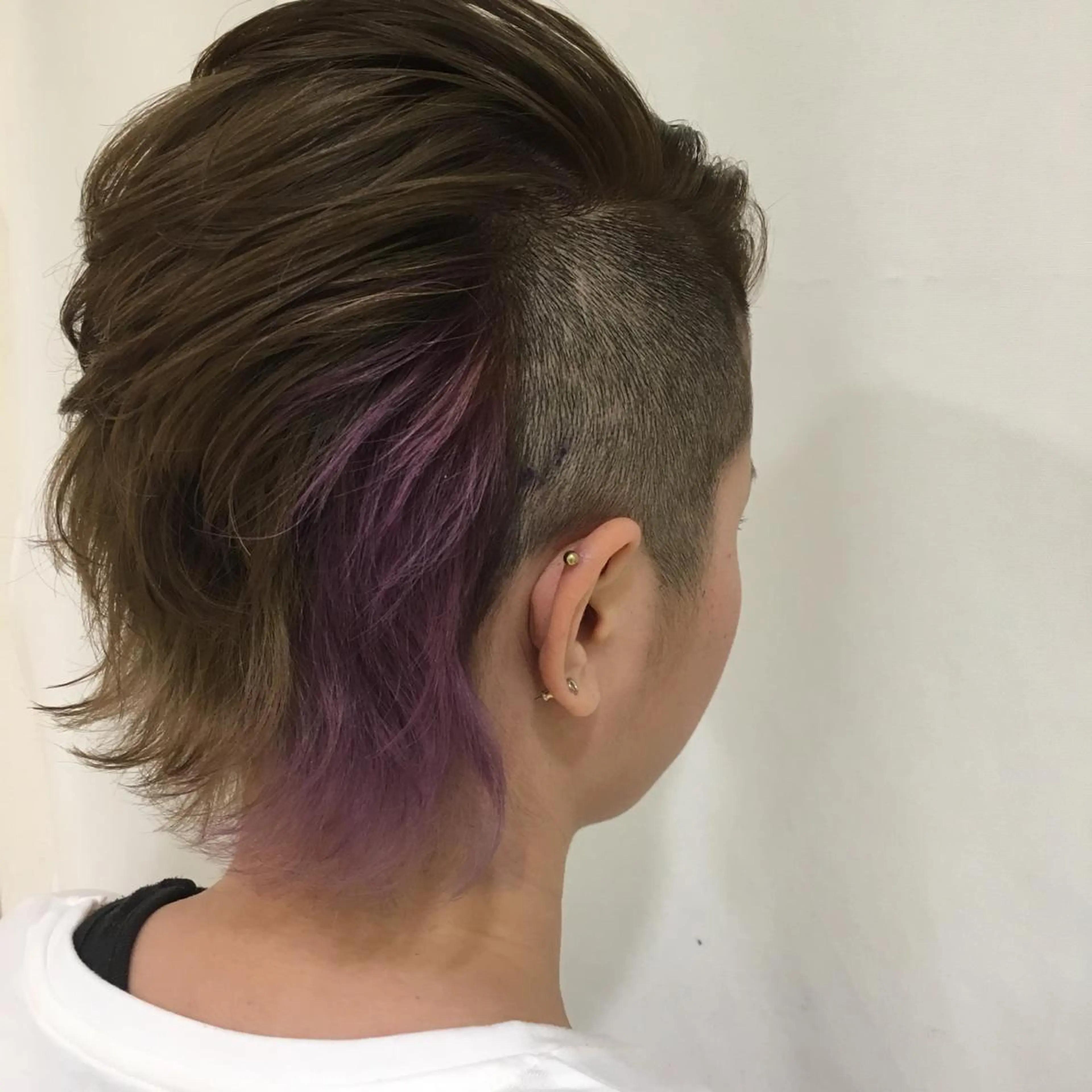 ショート カラー きむえり/髪質改善 /うねり広がり改善のヘアスタイル