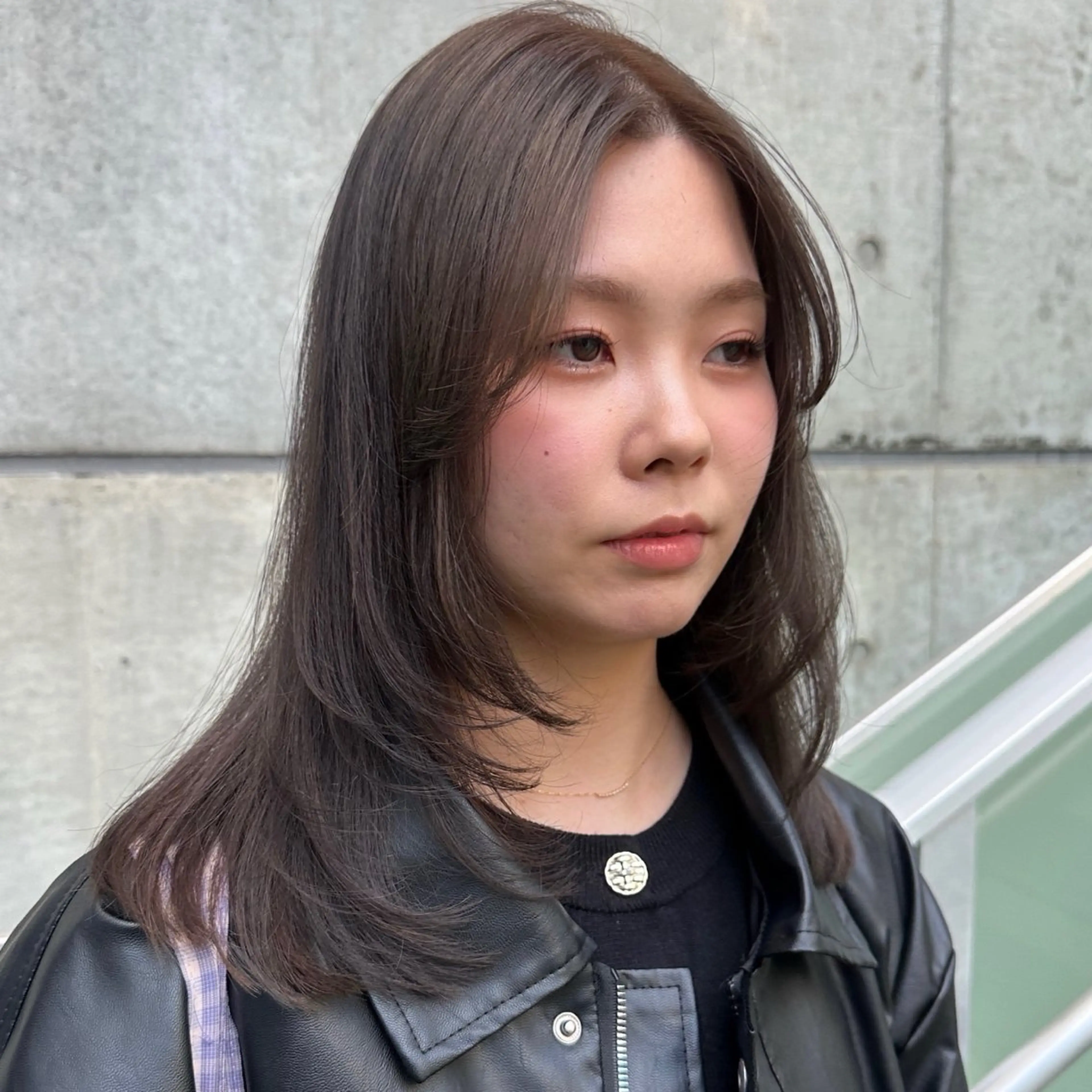 セミロング 韓国スタイル🇰🇷 児島葉月のヘアスタイル