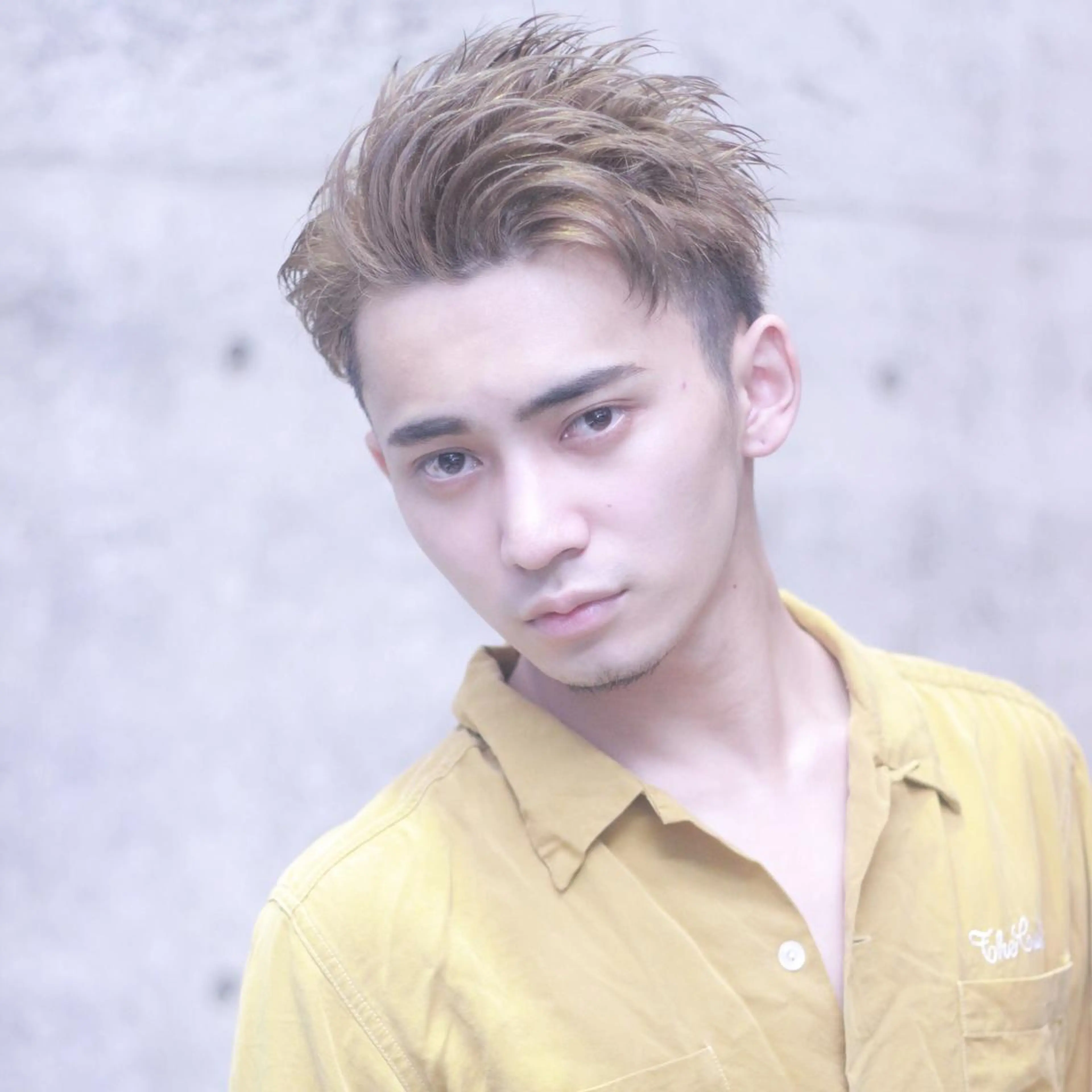 ショート カラー メンズ 及川 光のヘアスタイル