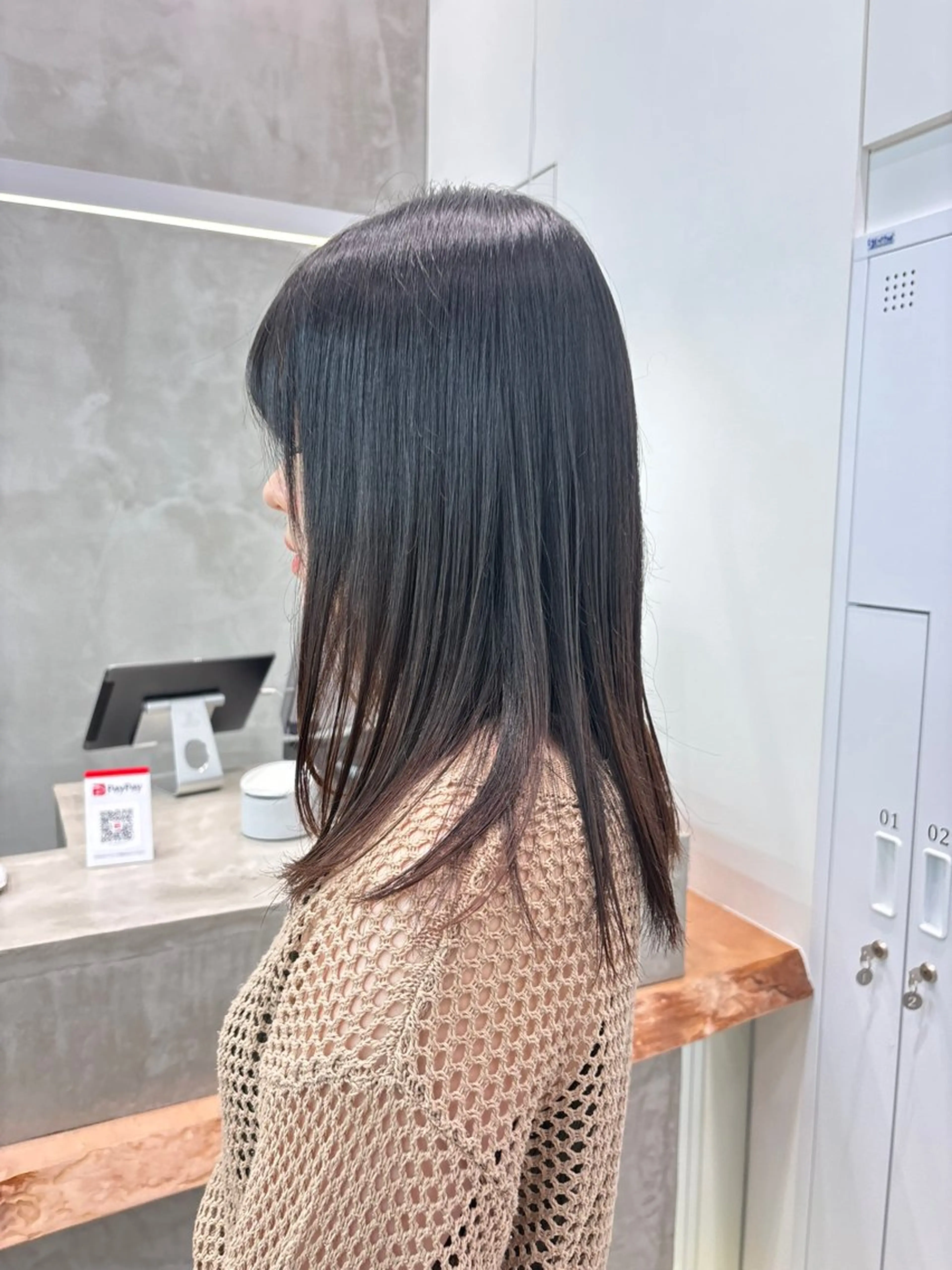 セミロング ALLY所属・🫧透明感カラー🫧 AYANAのヘアスタイル