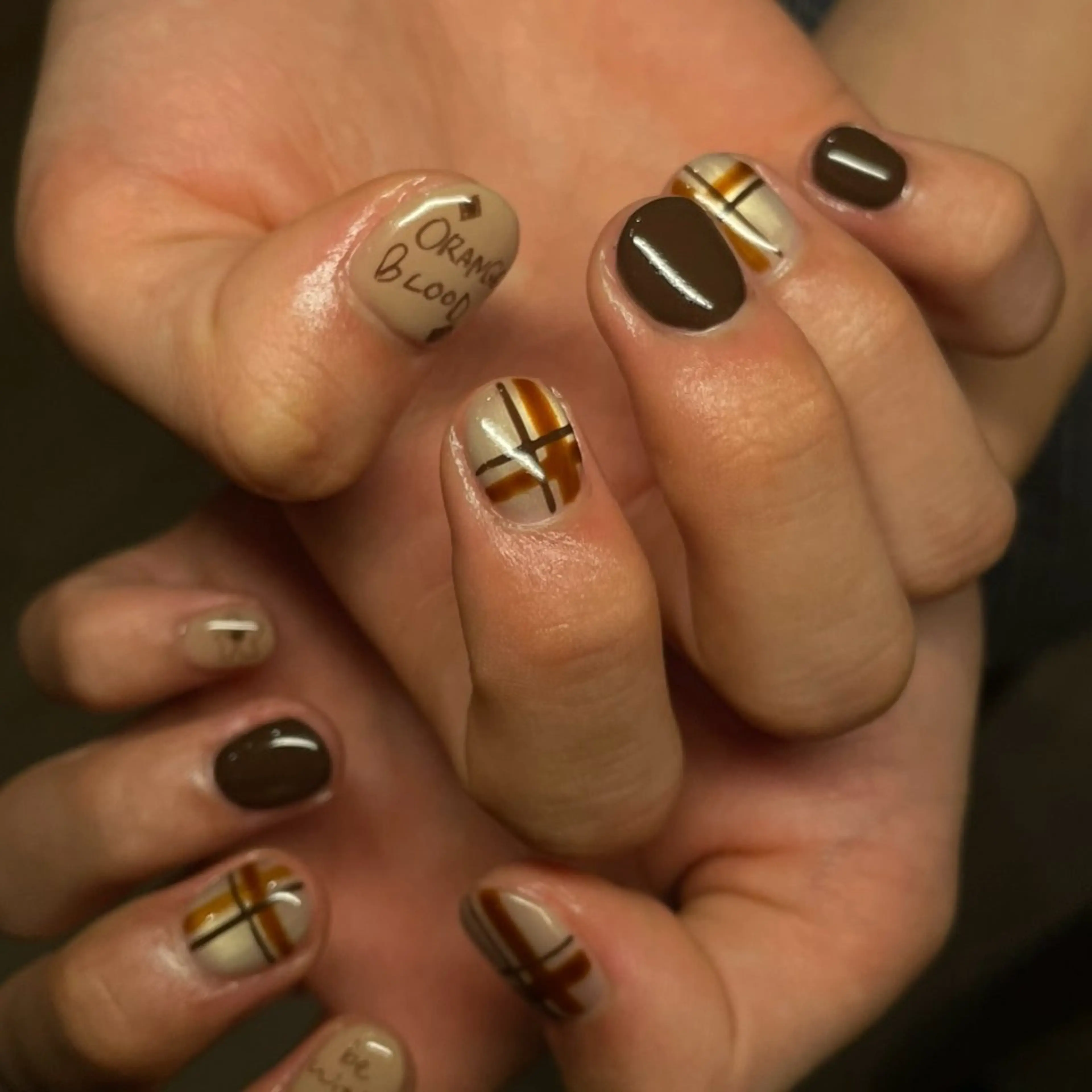 ネイル アートネイル ブラウン メンズネイル ハンドネイル 🦋hana / nail / AOのネイルデザイン