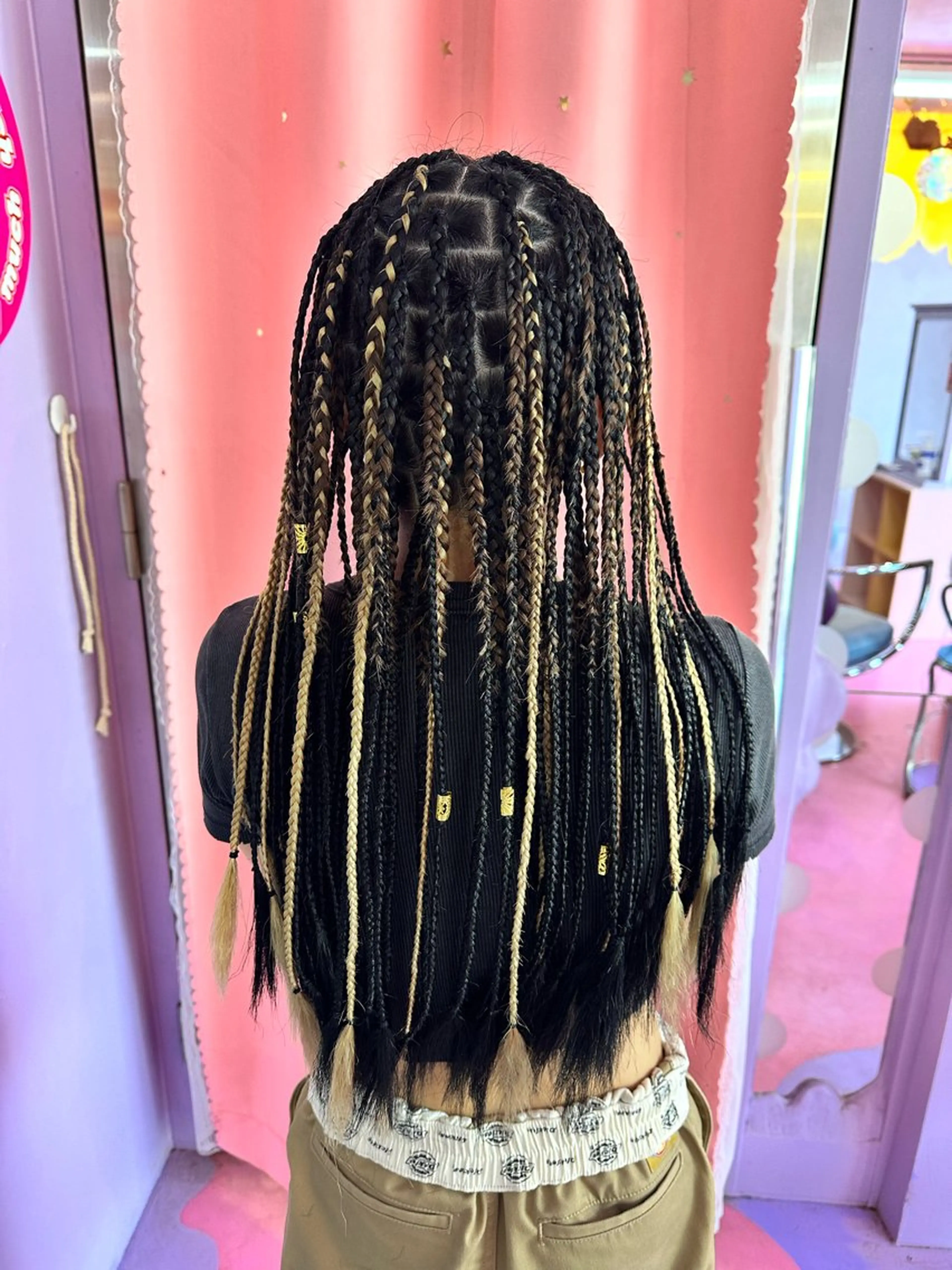 ロング ♮やっしー♮ 🌈派手髪🌈のヘアスタイル