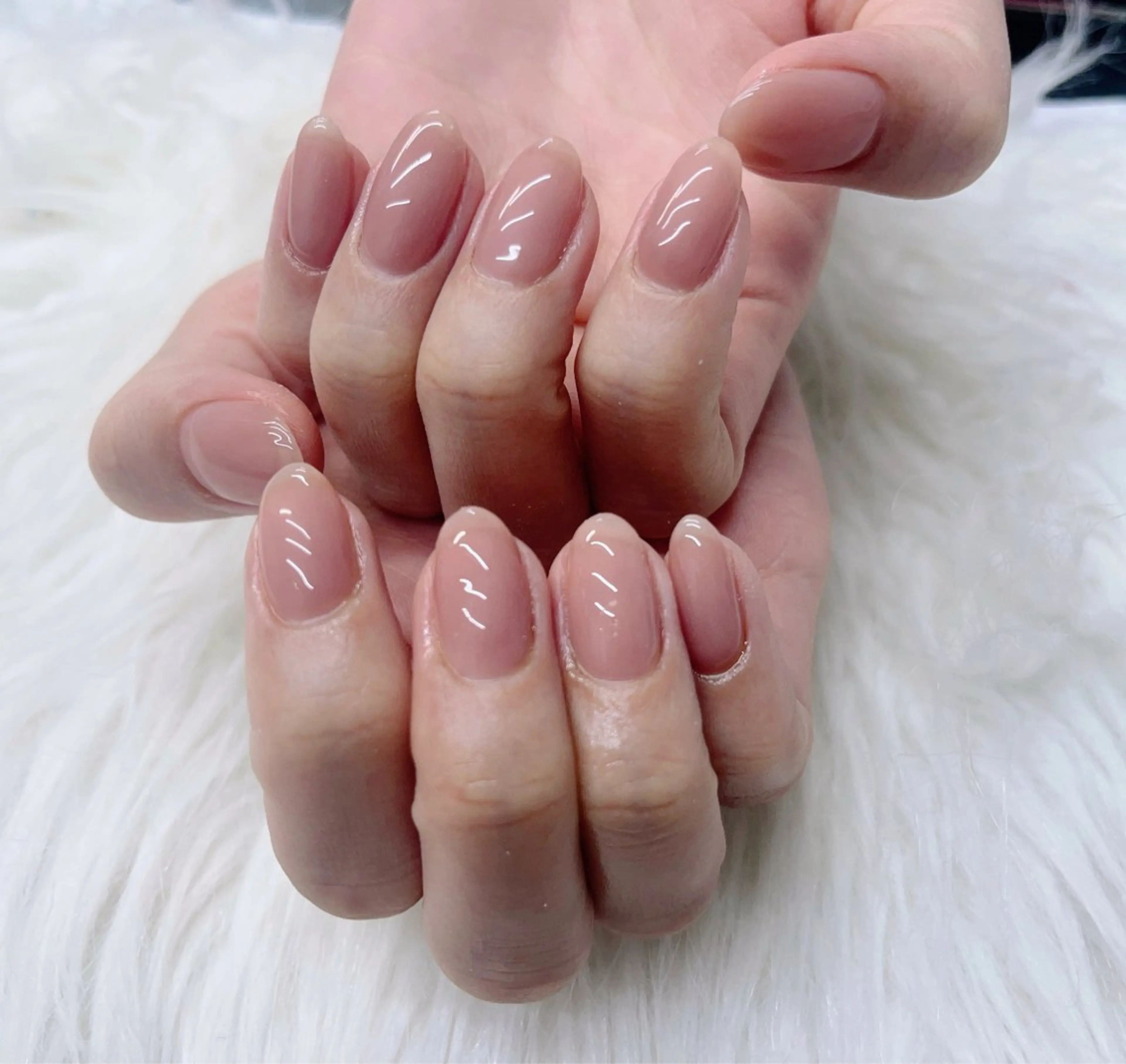 ネイル ワンカラーネイル DoReMiサロン チョウのネイルデザイン