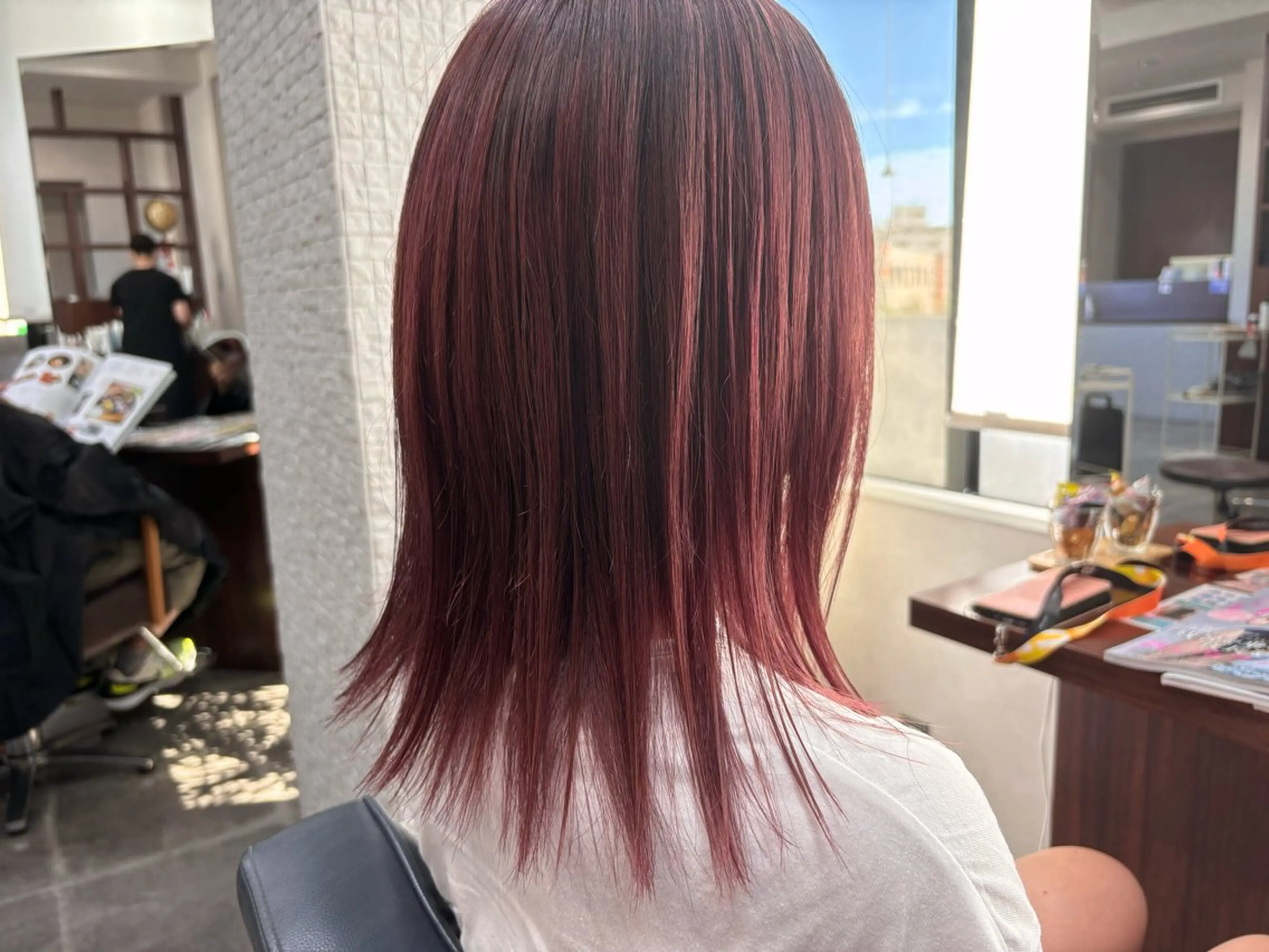 セミロング 長内  大明のヘアスタイル