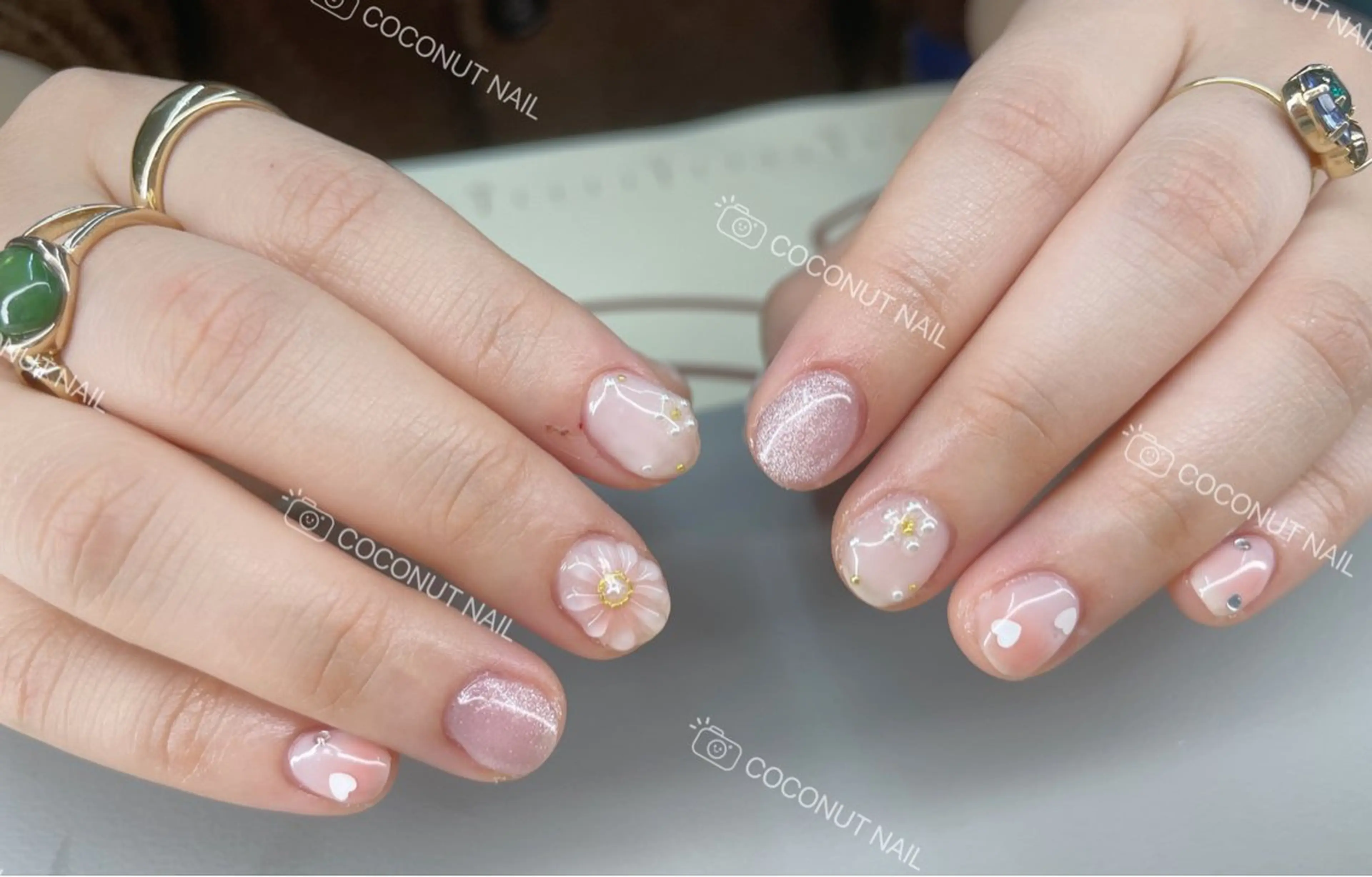 ネイル ハンドネイル 神田 ココナッツのネイルデザイン