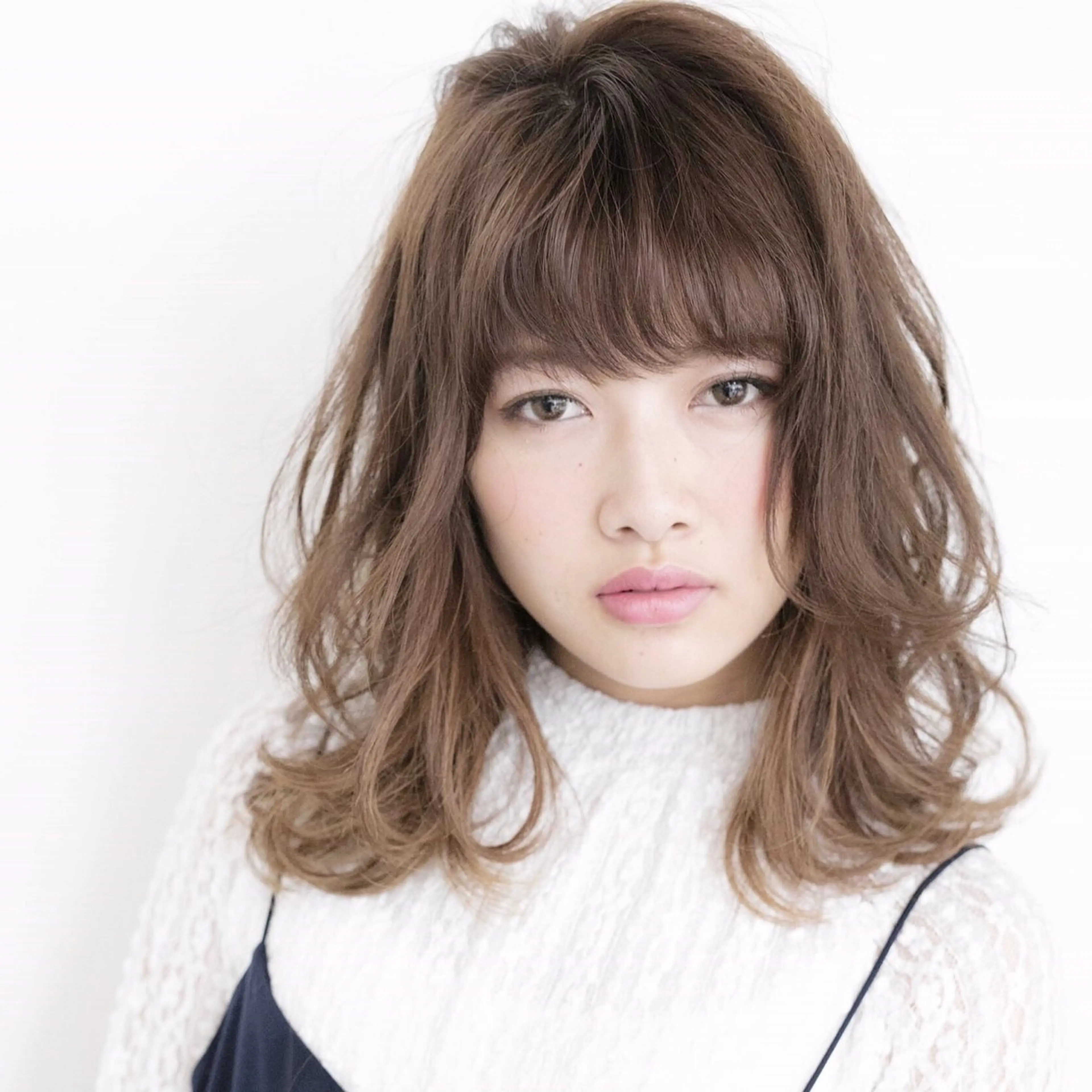 ミディアム ハイライト 髪質改善 小顔カット Endearing 銀座/レイヤーカットのヘアスタイル