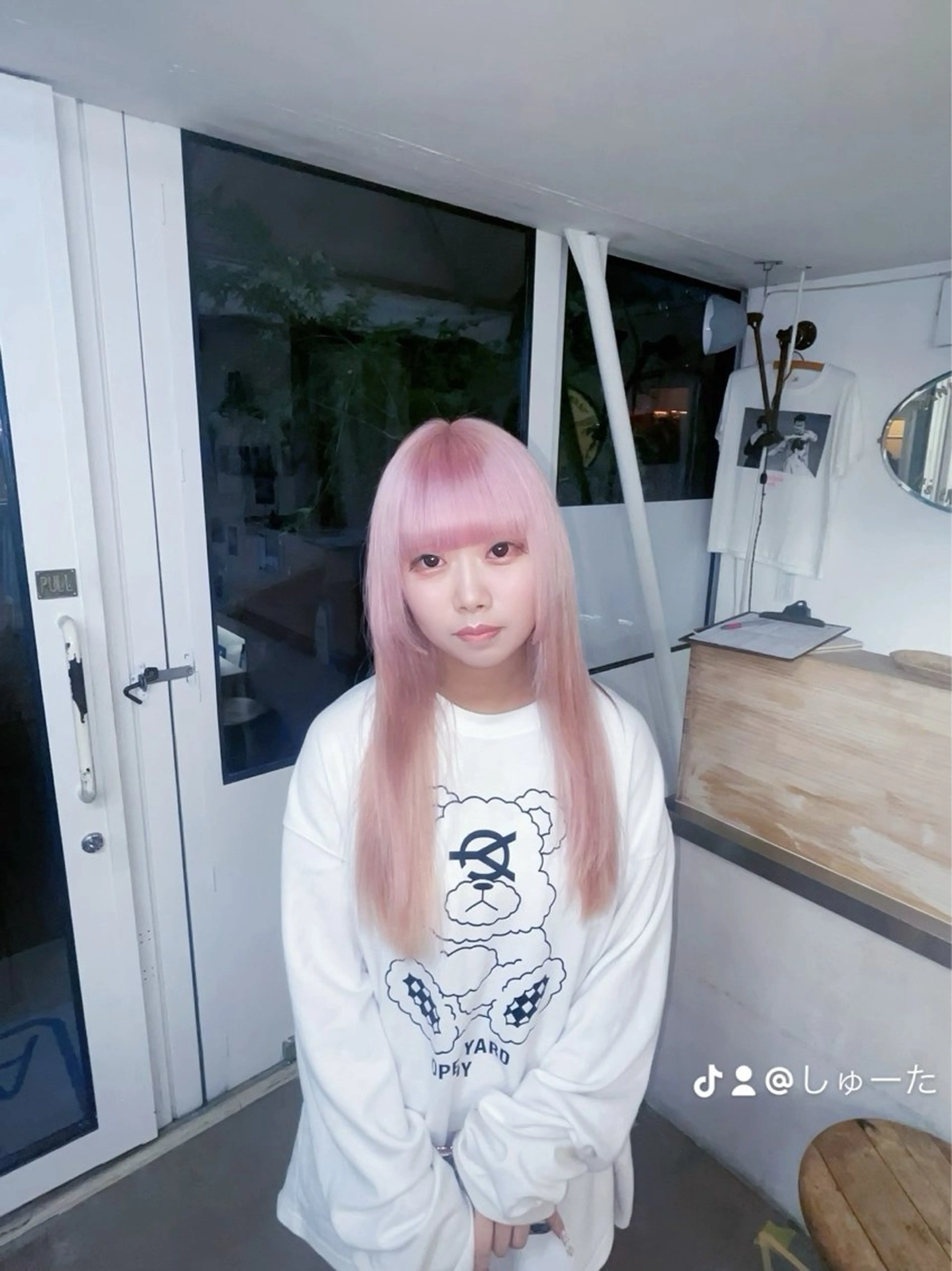 カラー ハイトーン/ブリーチ /ウルフ/しゅーたのヘアスタイル