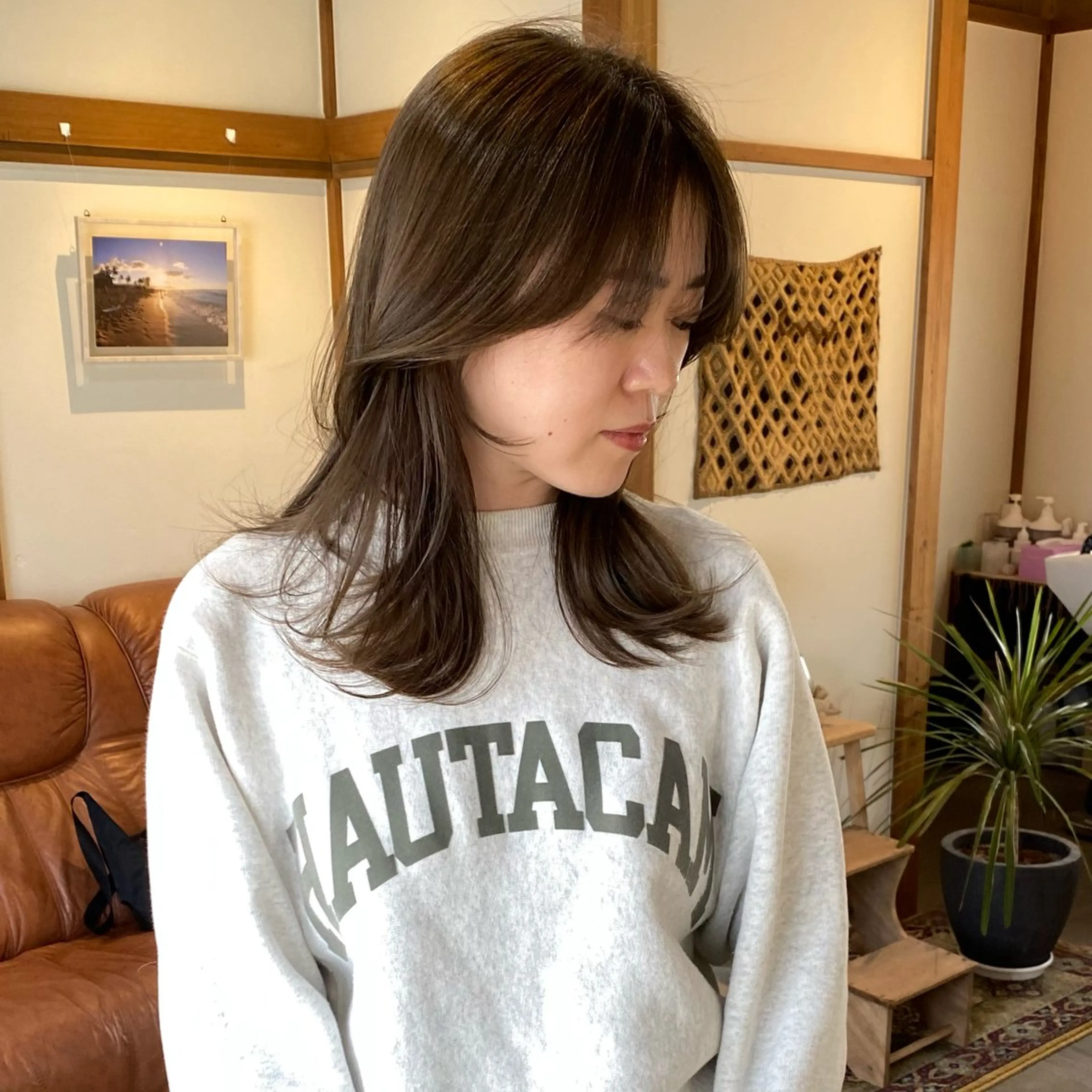 セミロング レイヤーカット 透け感たっぷり柔らか 梨花子🌼のヘアスタイル