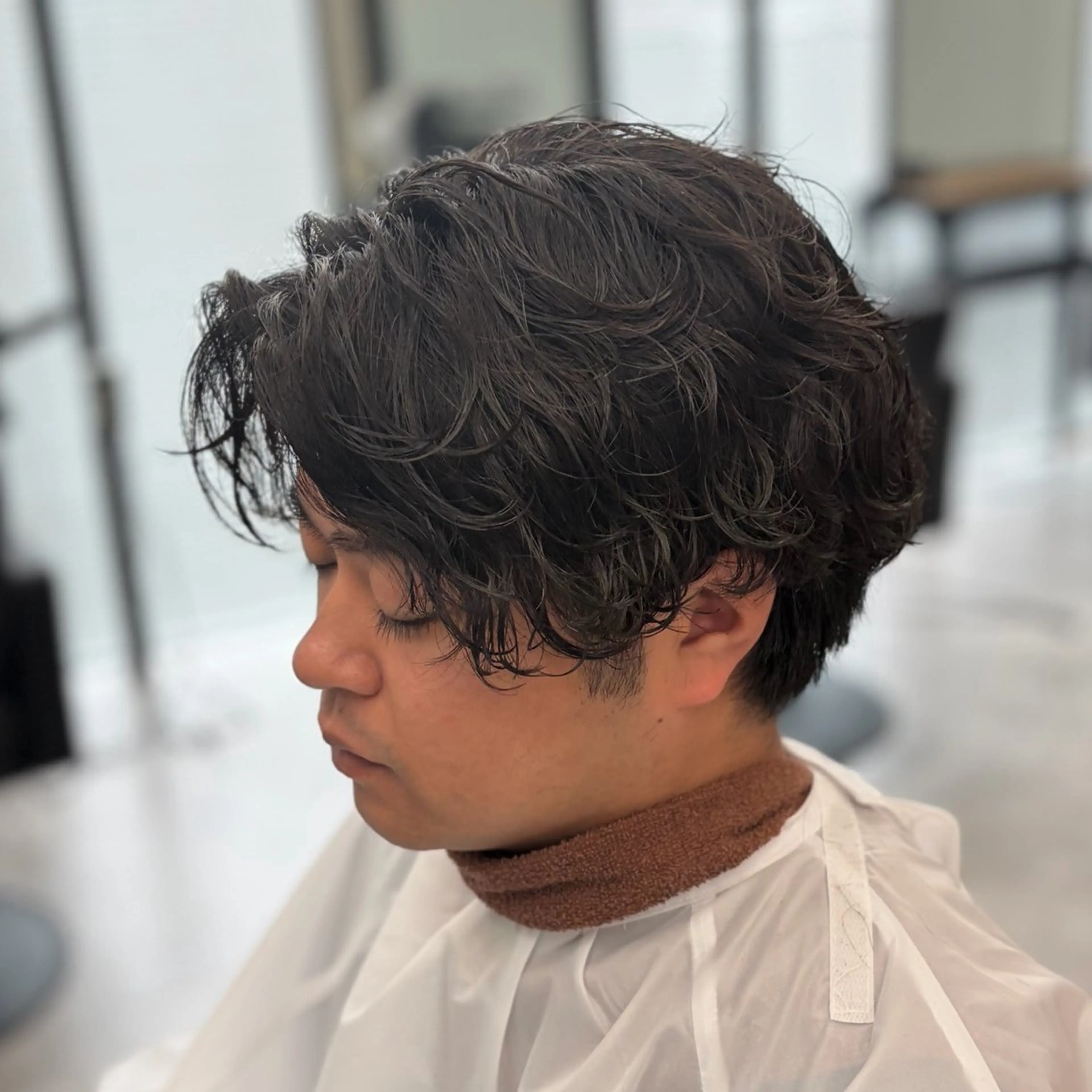 パーマ メンズ メンズパーマ 波巻きパーマ シャドウパーマ／骨格 矯正カット　トモキのヘアスタイル