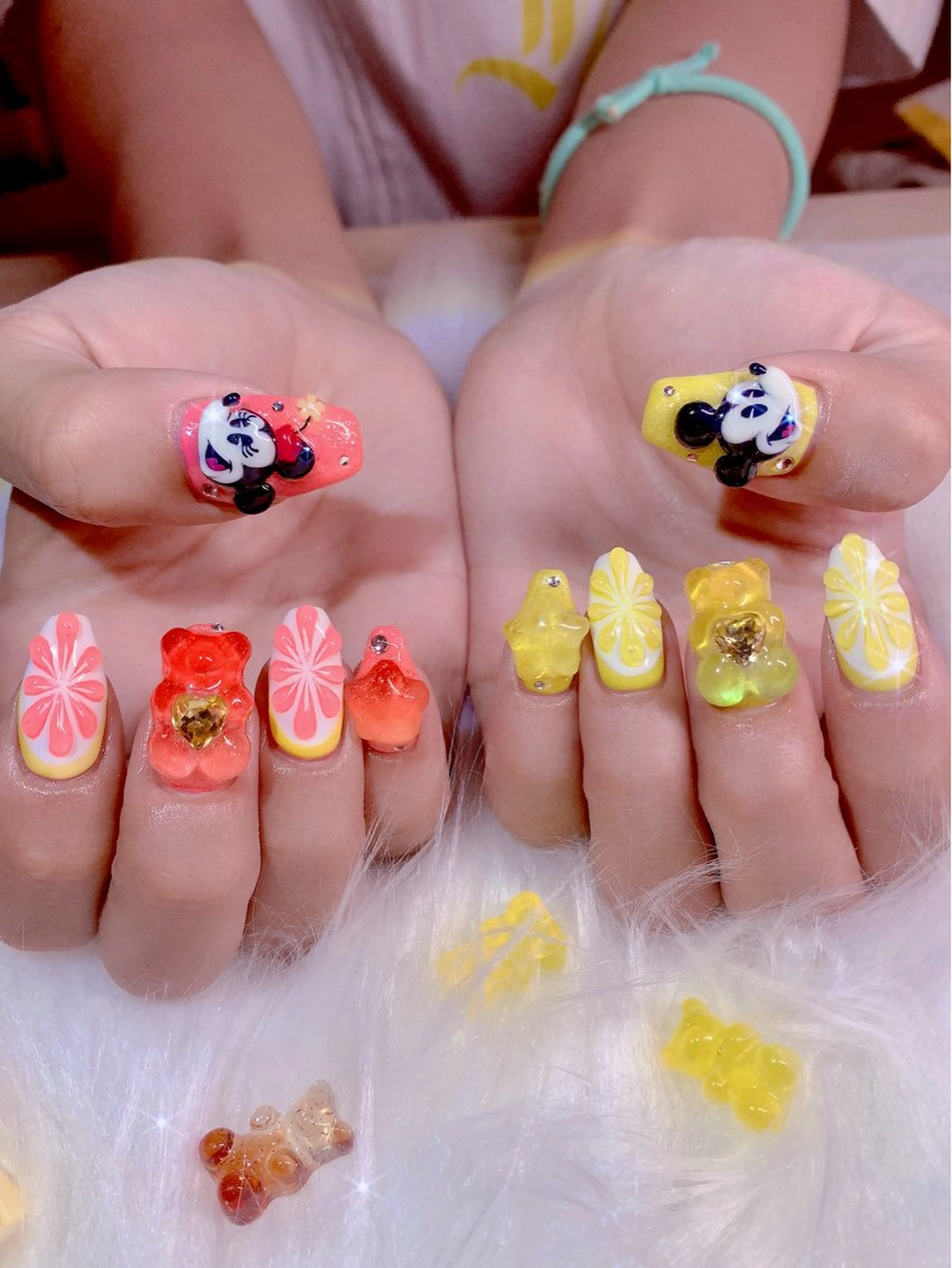 ネイル アートネイル キラキラネイル 韓国ネイル 持ち込み ぷっくりネイル 3Dアートネイル💗 都築レナのネイルデザイン