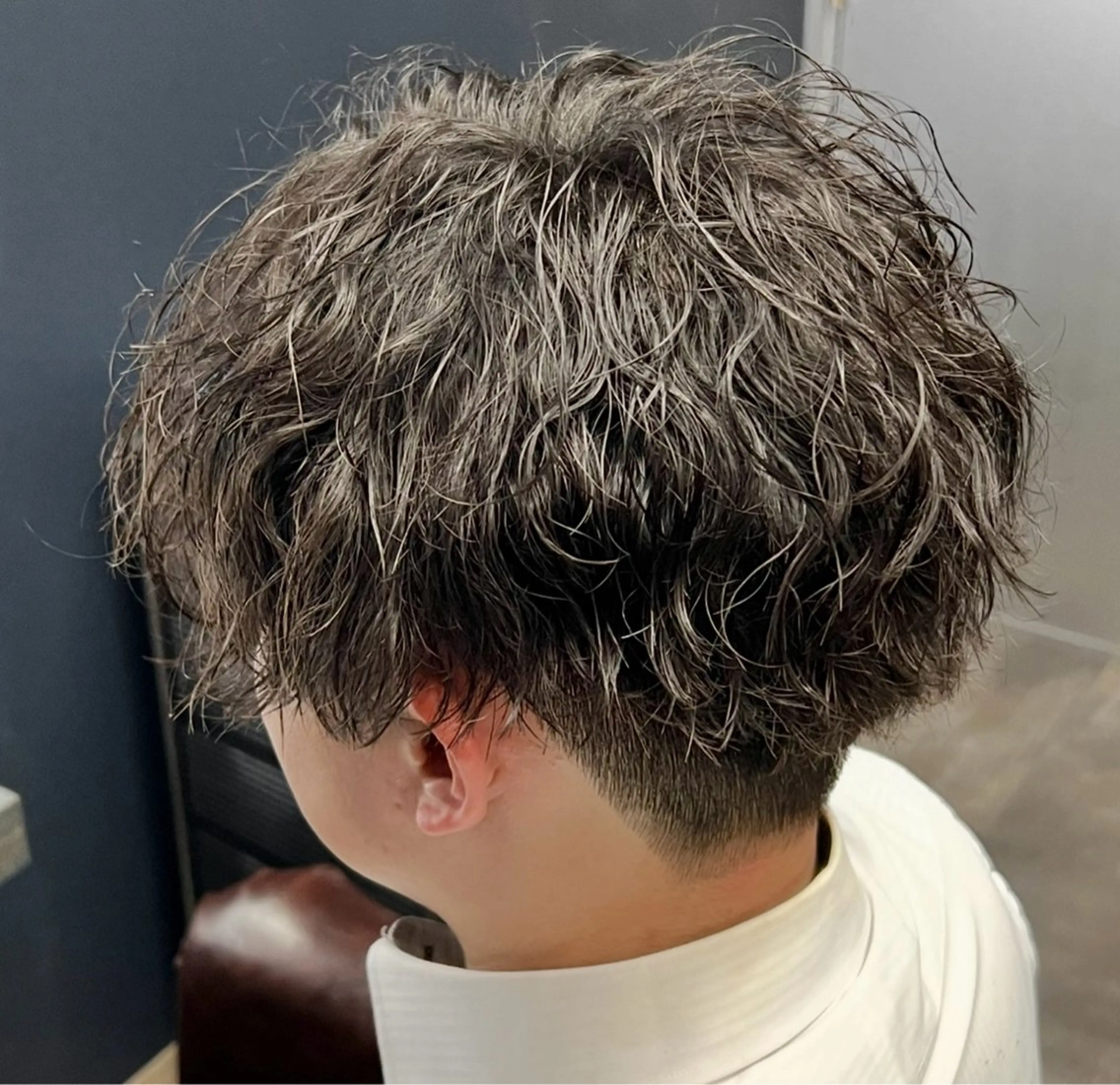 ショート パーマ メンズ メンズパーマ 波巻きパーマ カット パーマ メンズウルフ特化🐺 🔥長山耕大🔥のヘアスタイル