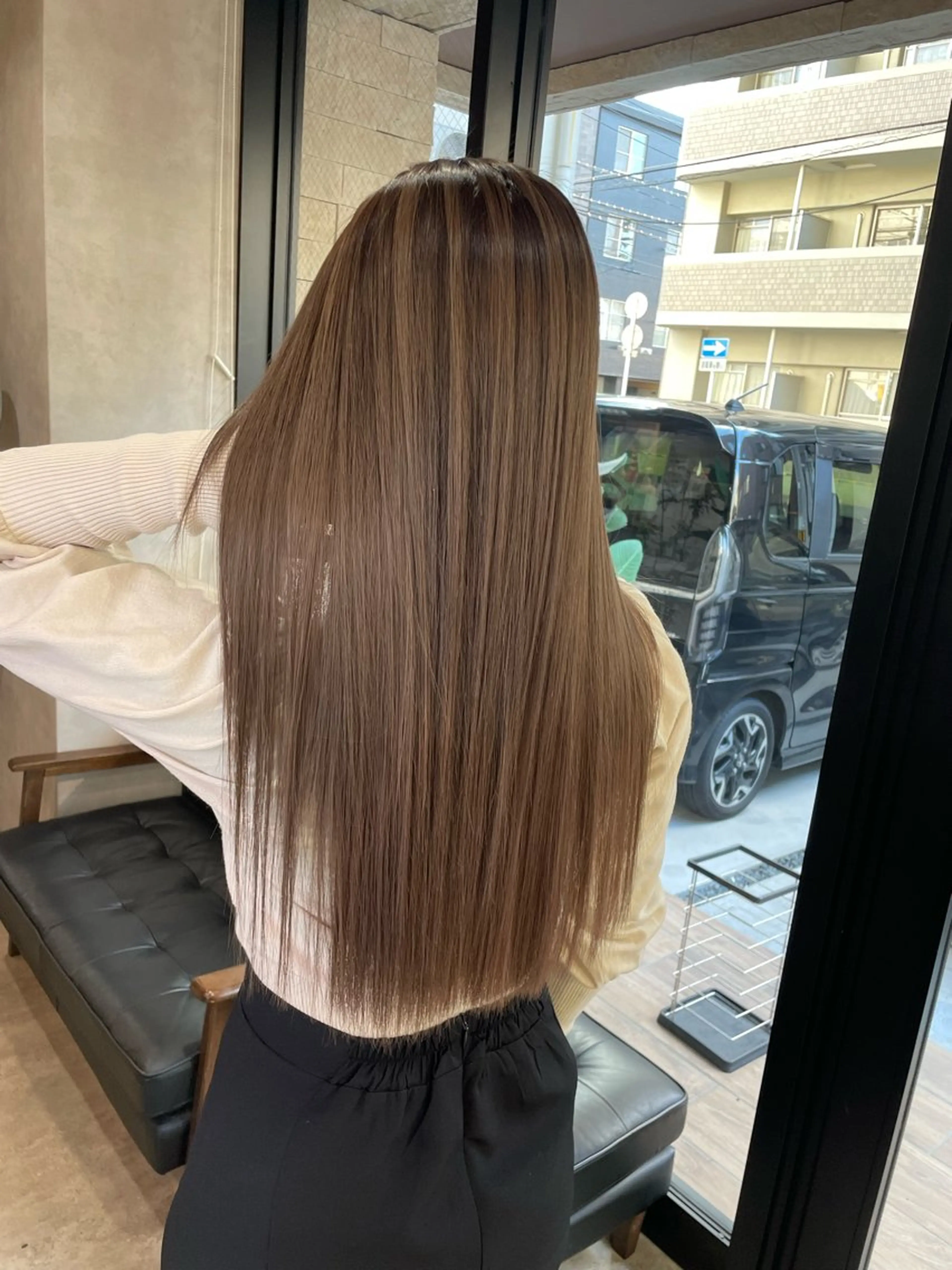 ロング アッシュ ハイライト 髪質改善 レイヤーカット ロング RIENS♡xrea 山本優舞のヘアスタイル