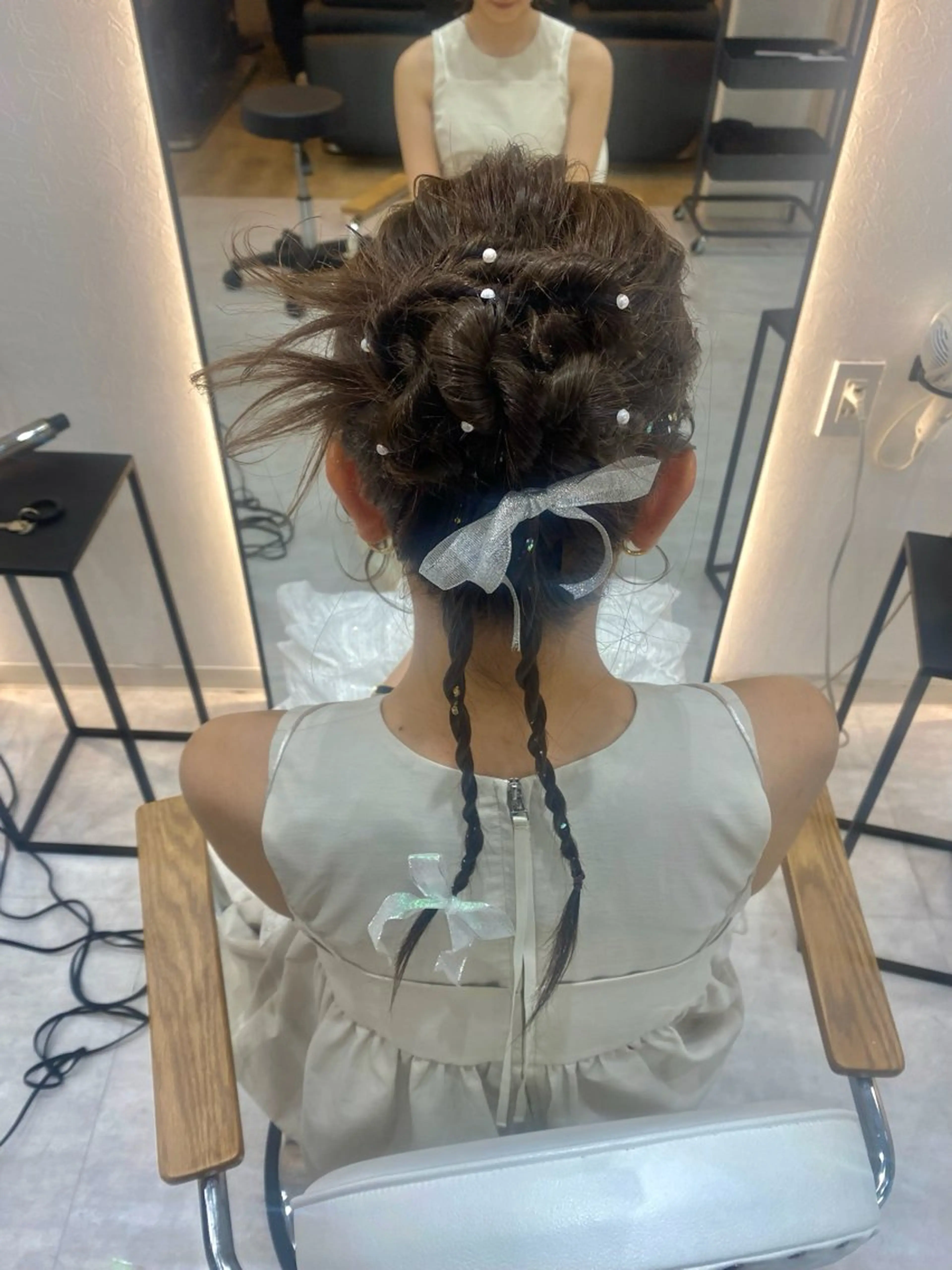 ヘアアレンジ 髪質改善/艶カラー 🎀レイヤーカットのヘアスタイル