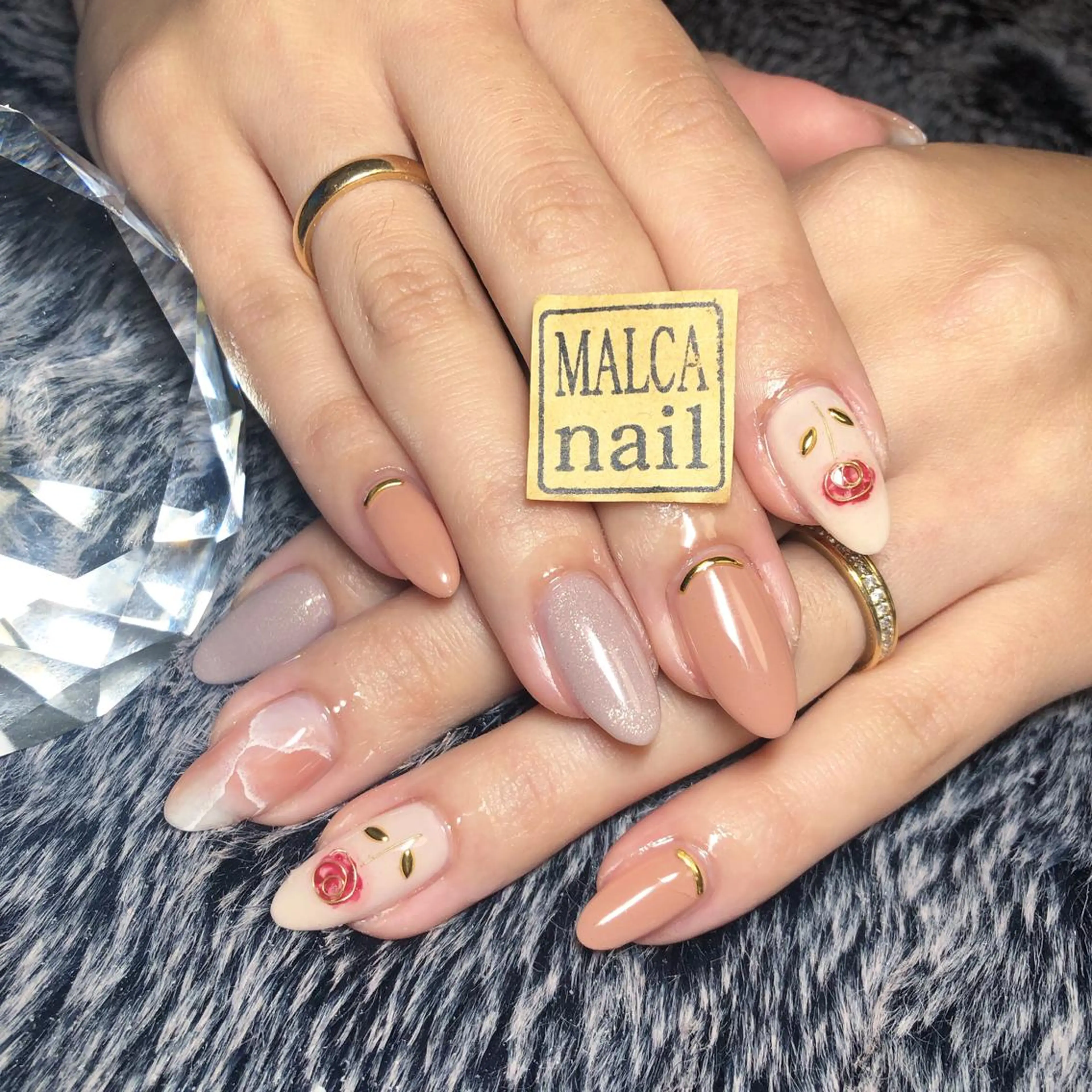 ミディアム カラー パーマ ヘアアレンジ キッズ ネイル マツエク・マツパ MALCAnail(マルカネイル)所属・荒木 莉奈のネイルデザイン