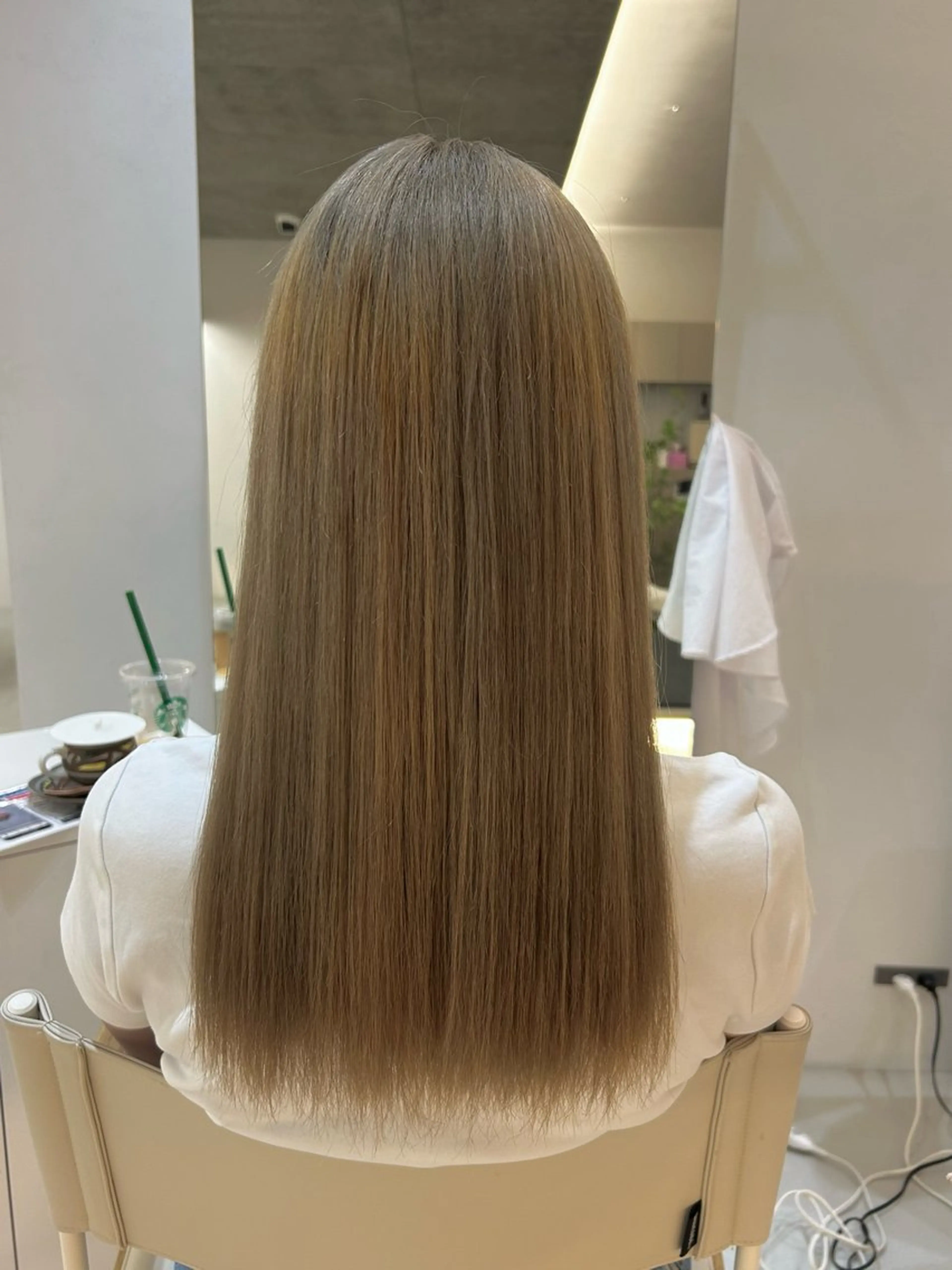 ロング カラー ヘアカラー ハイトーン/艶髪/ 暗髪/韓国/sanaのヘアスタイル