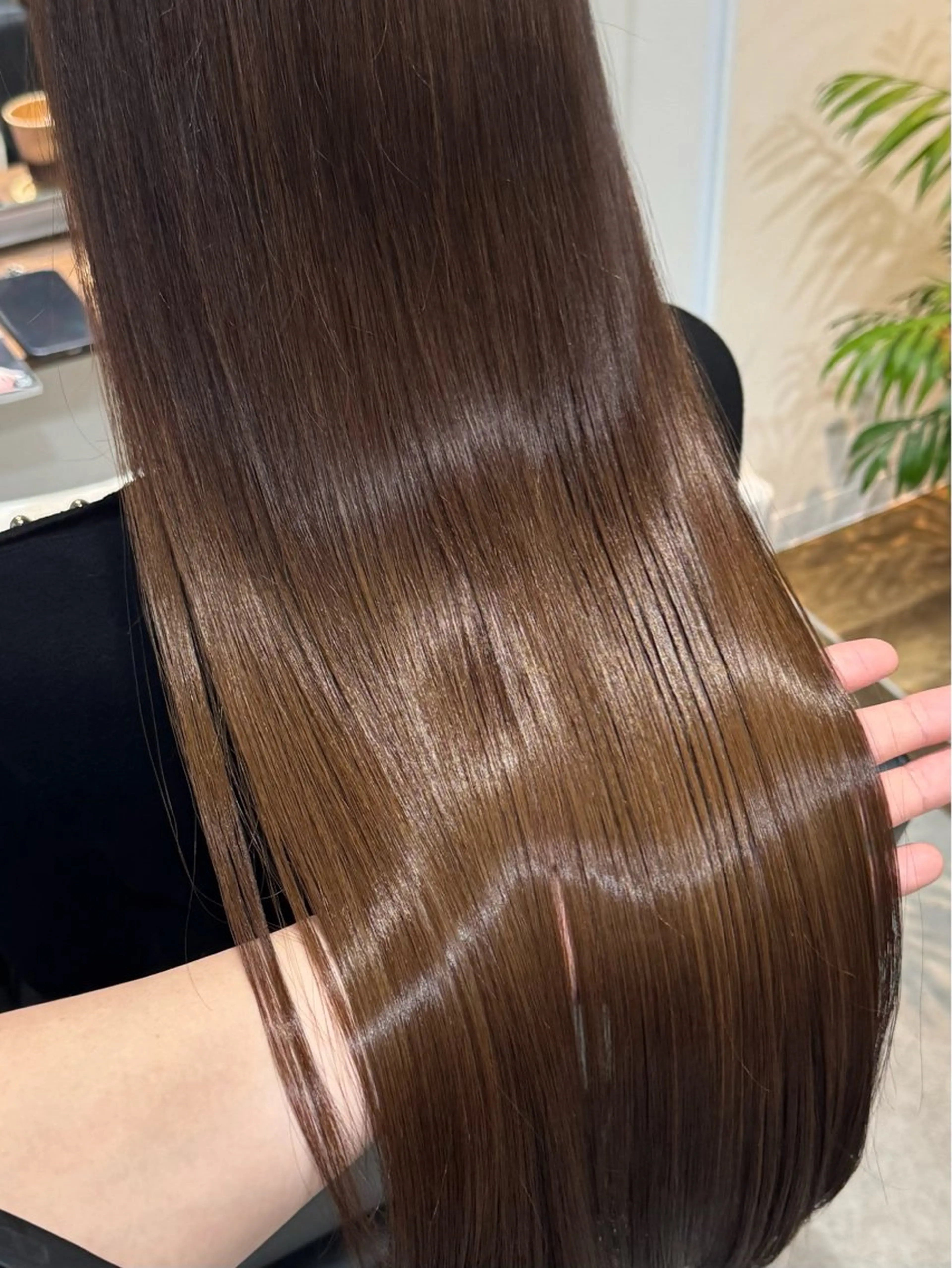 ロング カラー 髪質改善 KINI 髪質改善＆艶髪のヘアスタイル