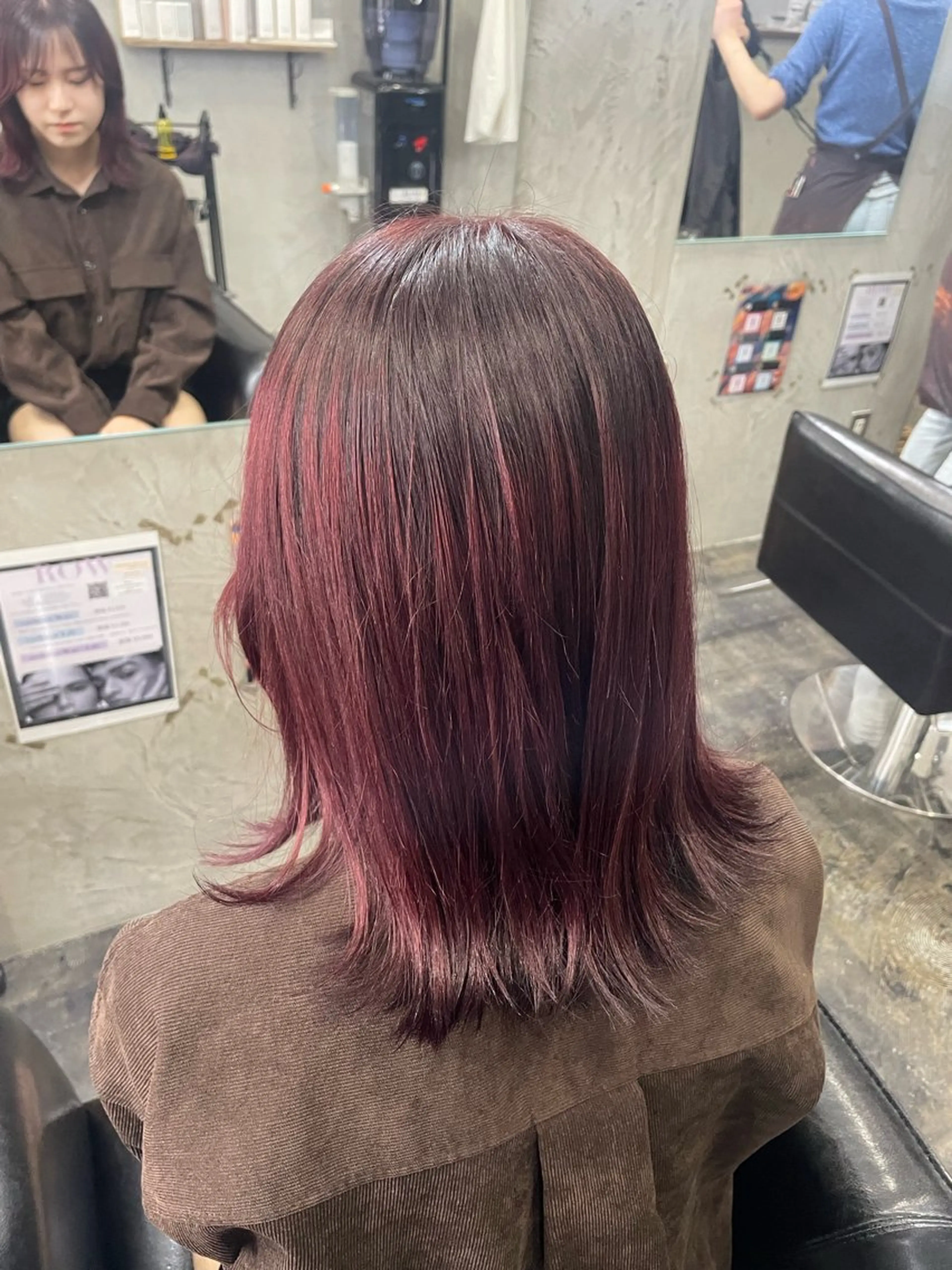 セミロング ヘアカラー MaisonHALU さくらのヘアスタイル