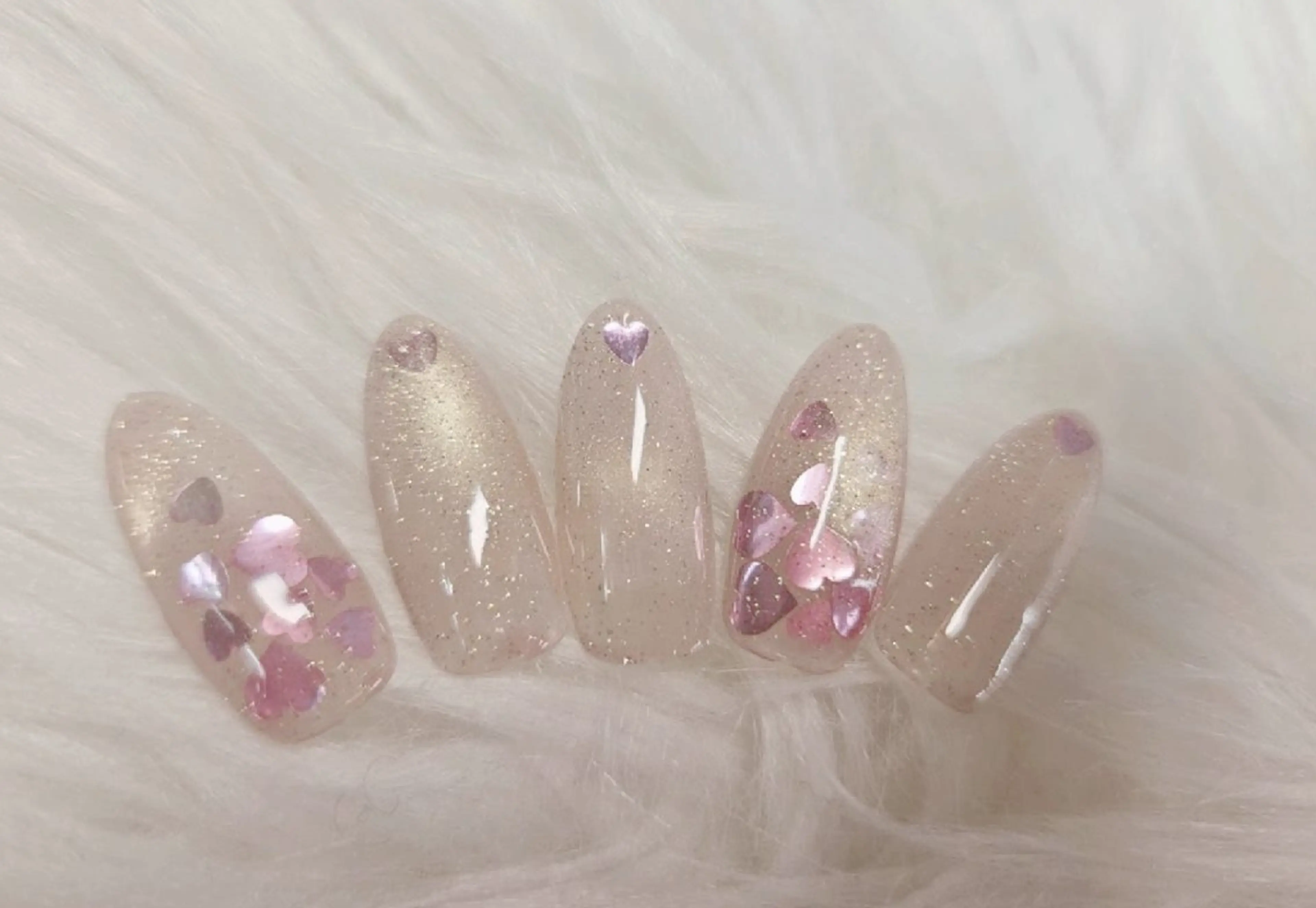 ネイル ハート キラキラネイル マグネットネイル バレンタイン ハンドネイル ハンドケア Beaubie  nailサロンのネイルデザイン