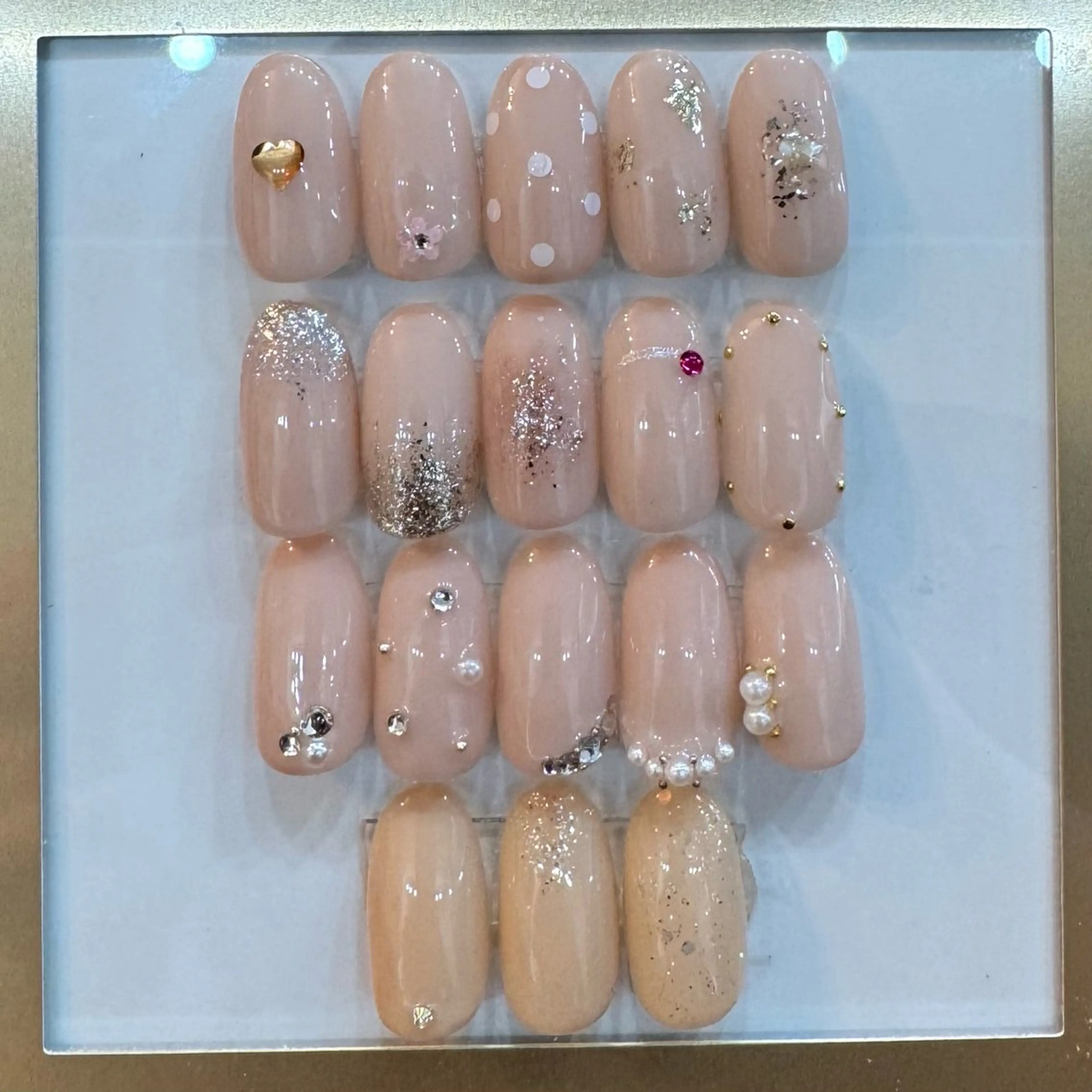 ネイル ハンドネイル THE BALM💅 Alisaのネイルデザイン