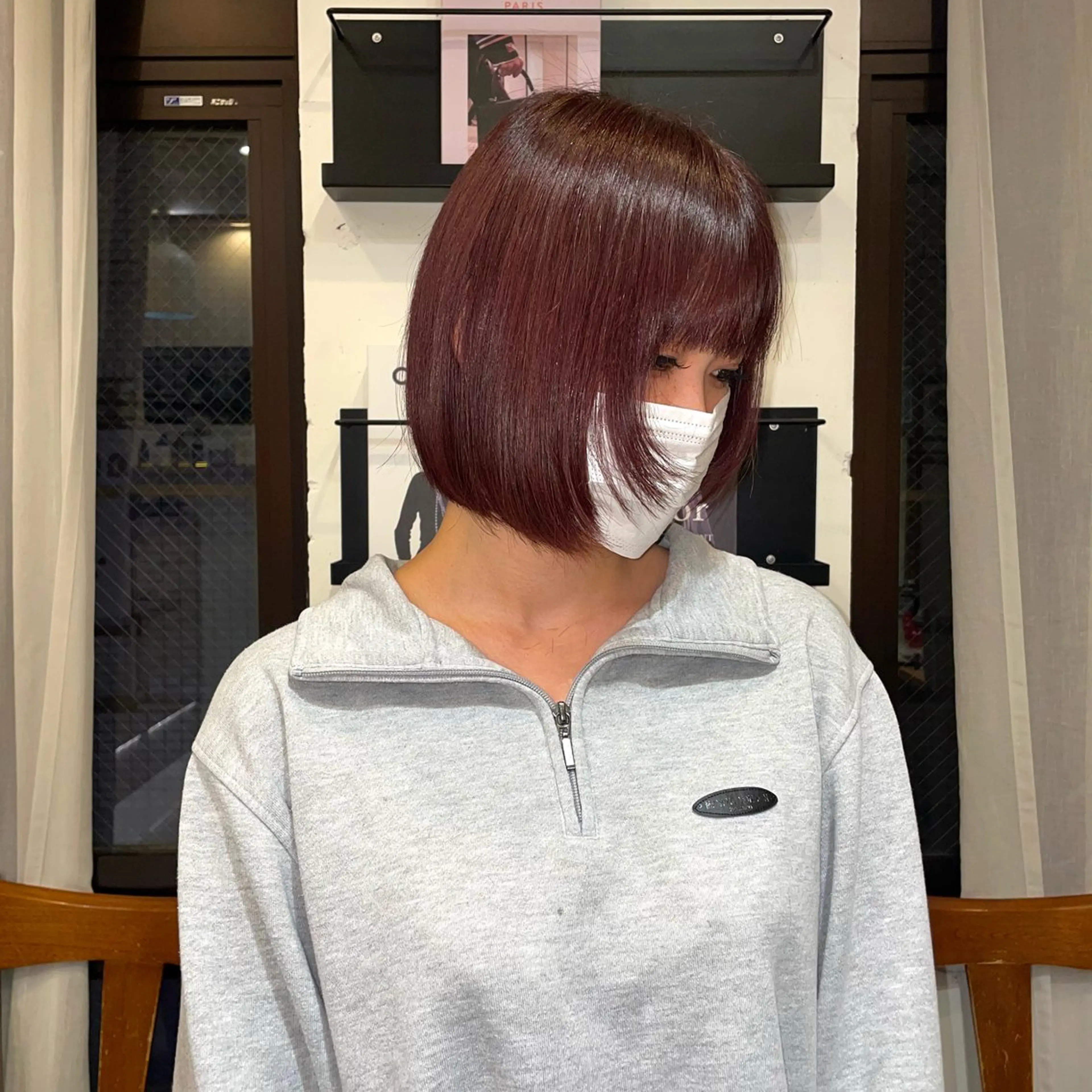 カラー 新原 陽那のヘアスタイル