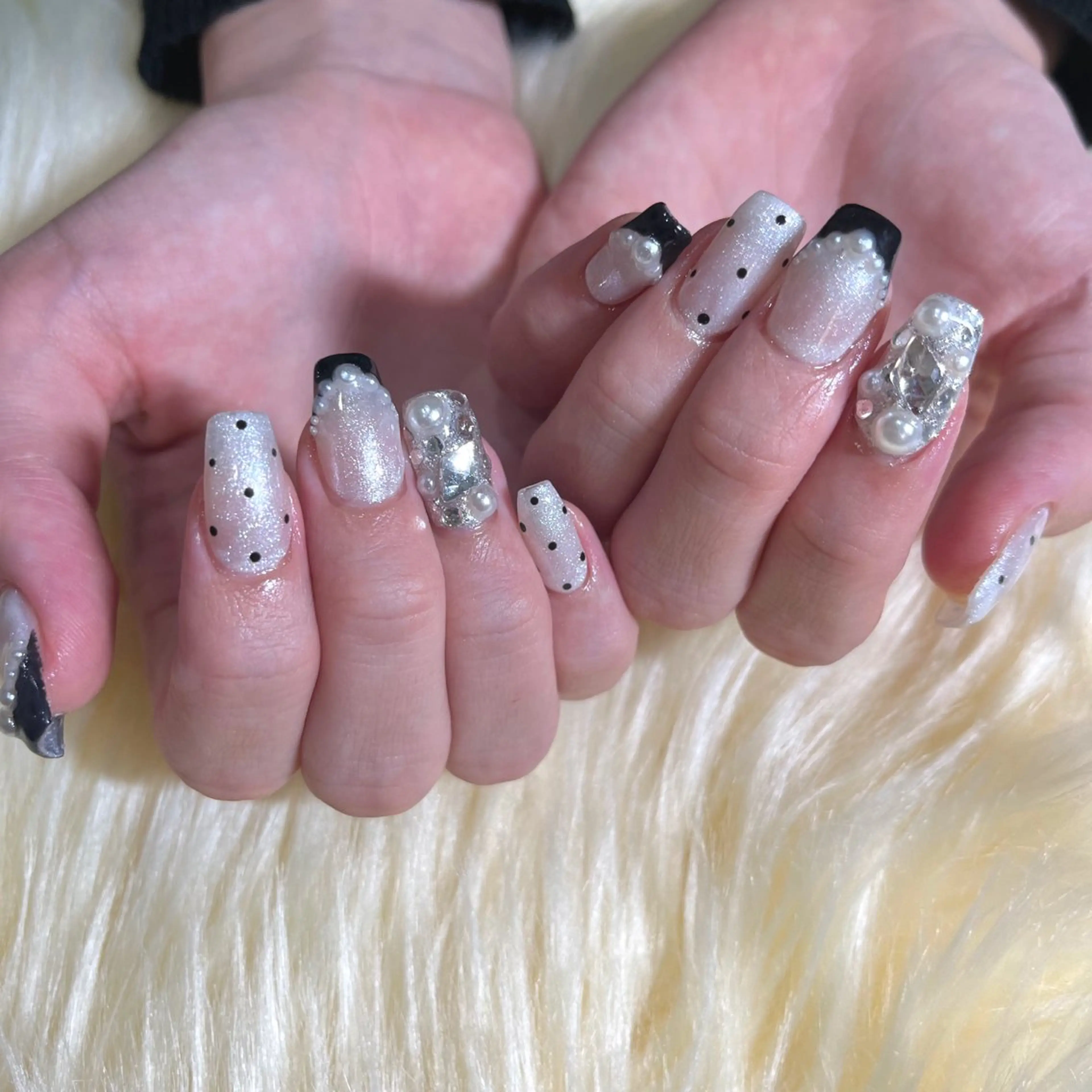 ネイル ハンドネイル Betty ✶のマツエク・マツパデザイン