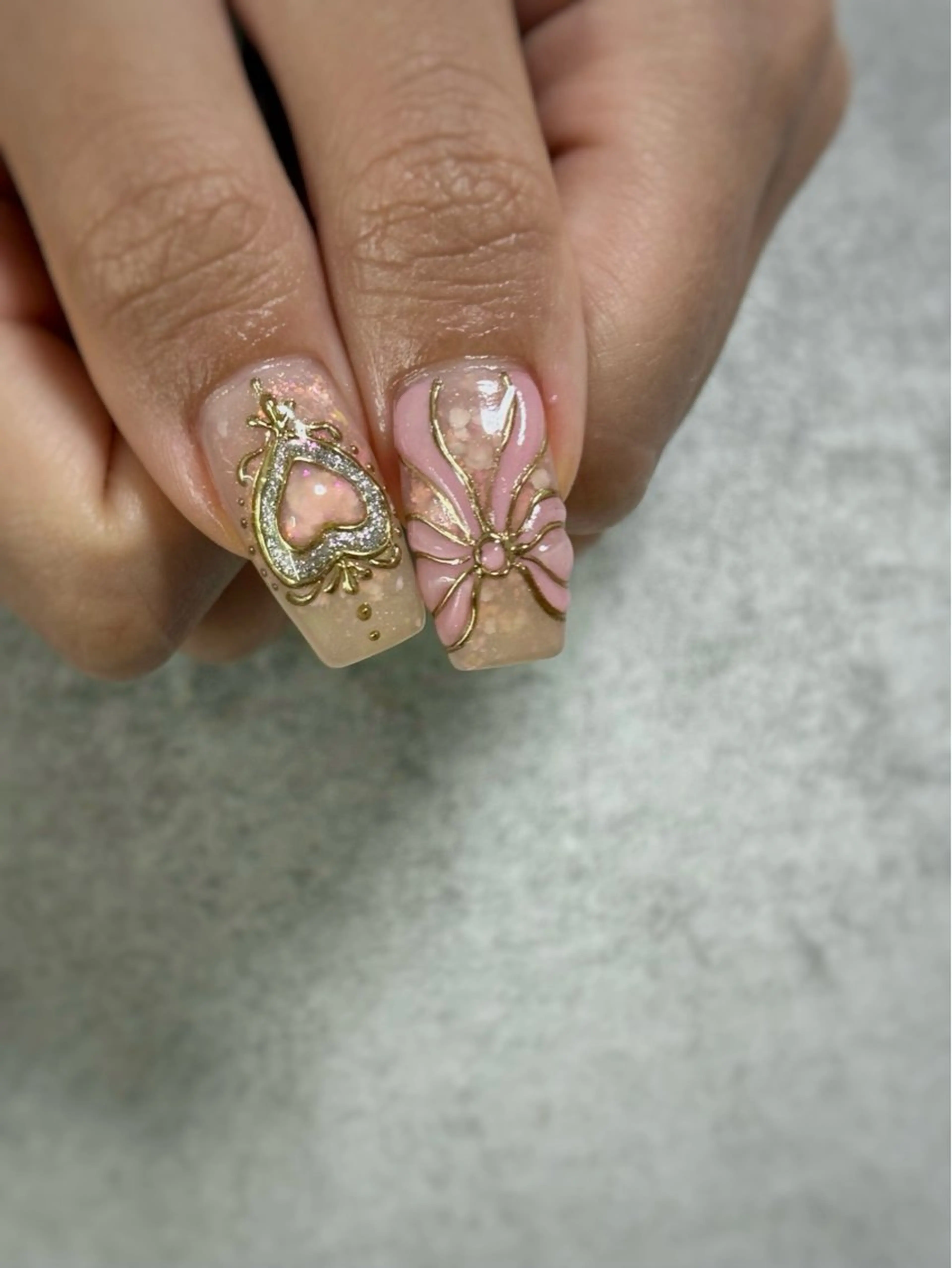 ネイル ハンドネイル FIORITURA Maikoのネイルデザイン