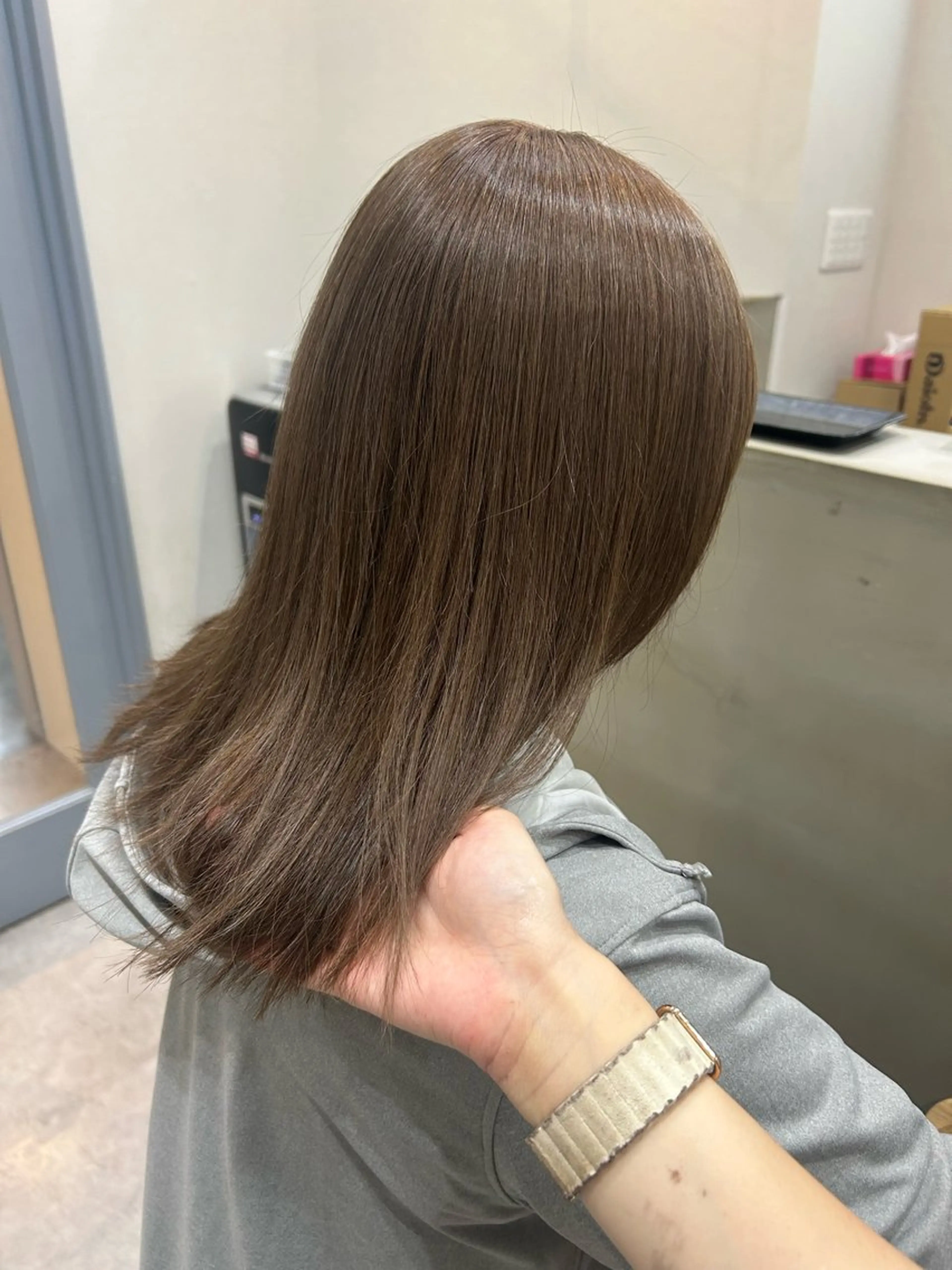 ミディアム カラー ヘアアレンジ ベージュカラー オリーブベージュ ヘアカラー ボブ /ニュアンス/ satomi🧸💖のヘアスタイル