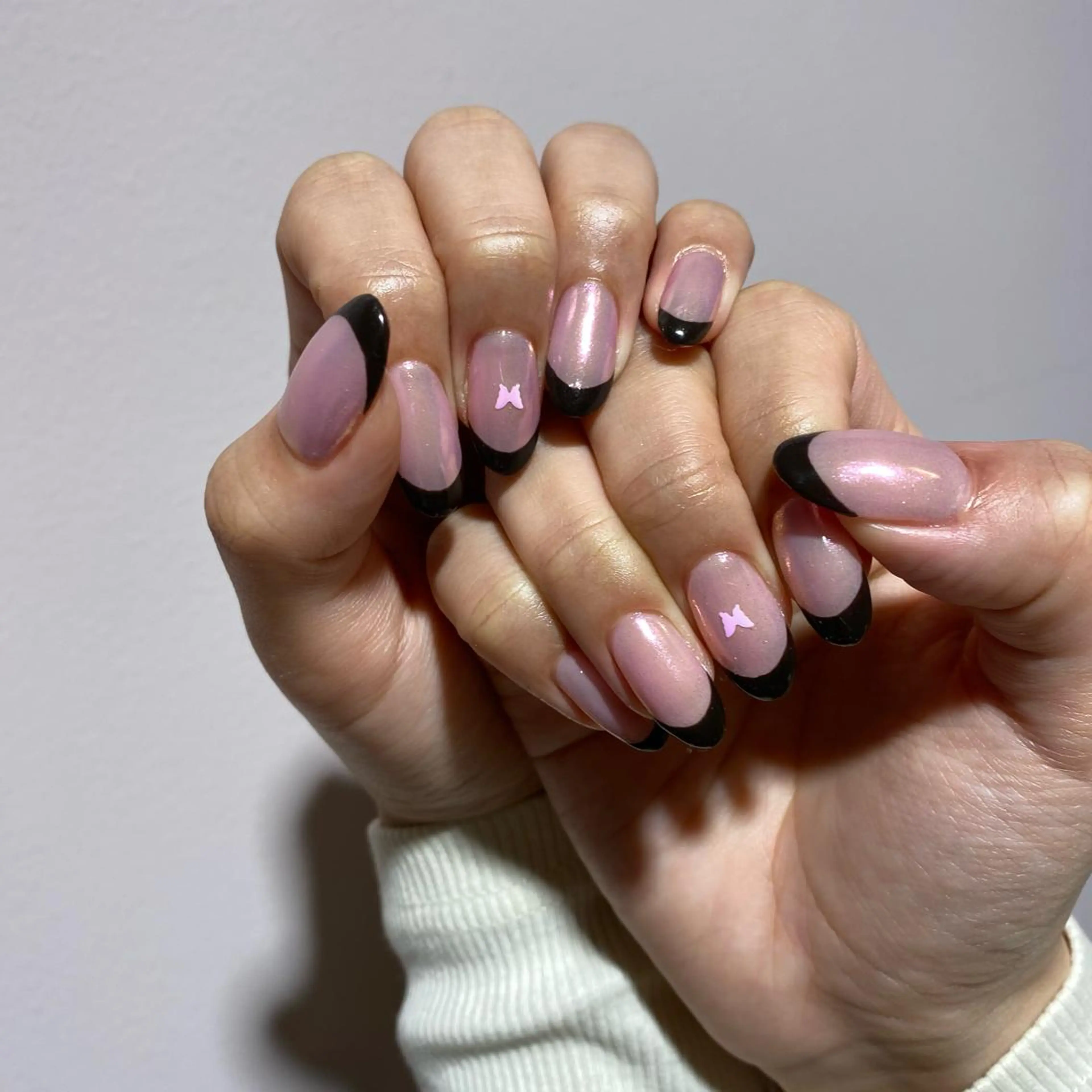 ネイル オーロラネイル ピンク 岩本 杏のネイルデザイン