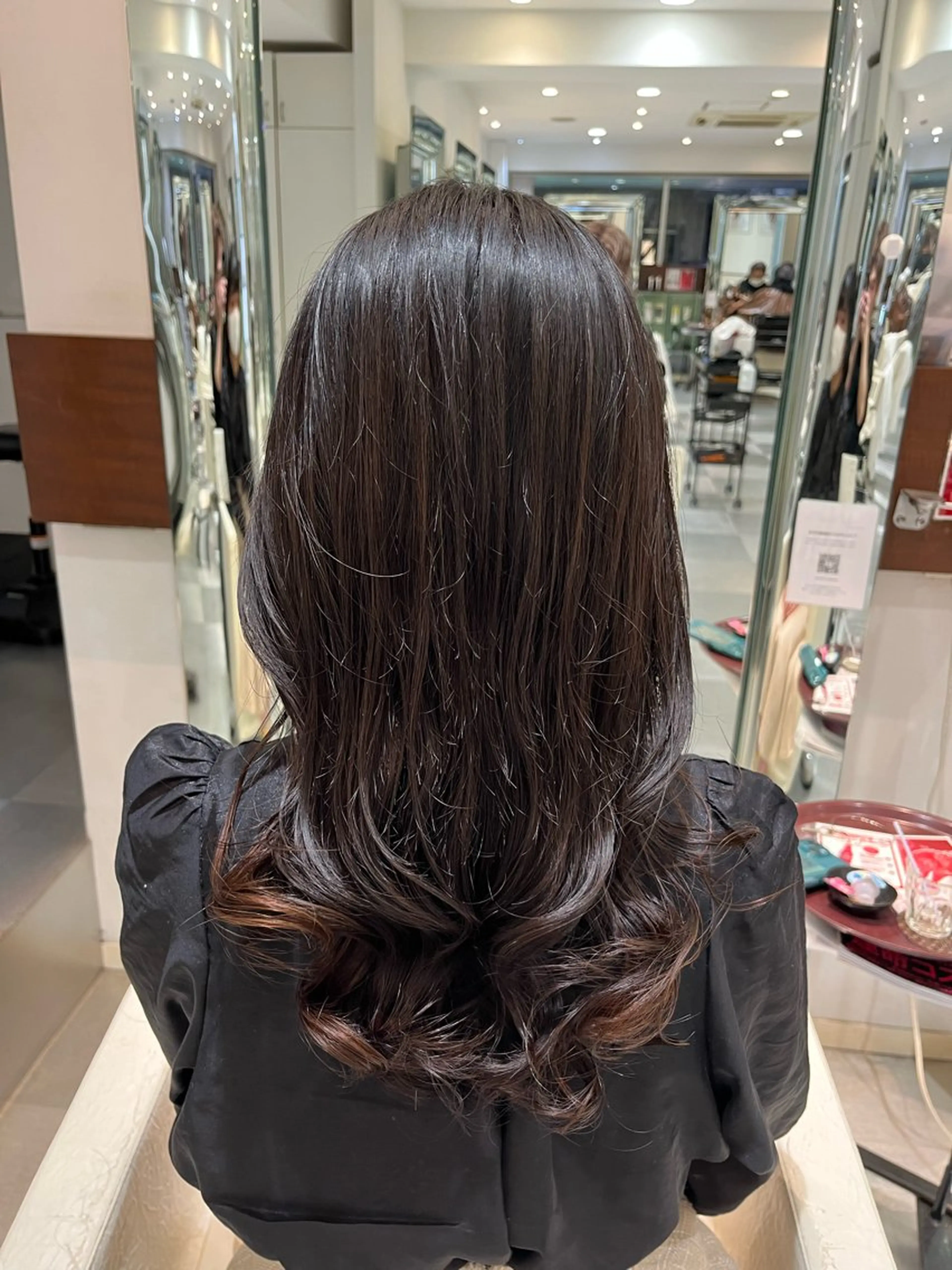 ロング パーマ ロング カット パーマ トリートメント コテ巻き風パーマ 藤澤　知彌のヘアスタイル