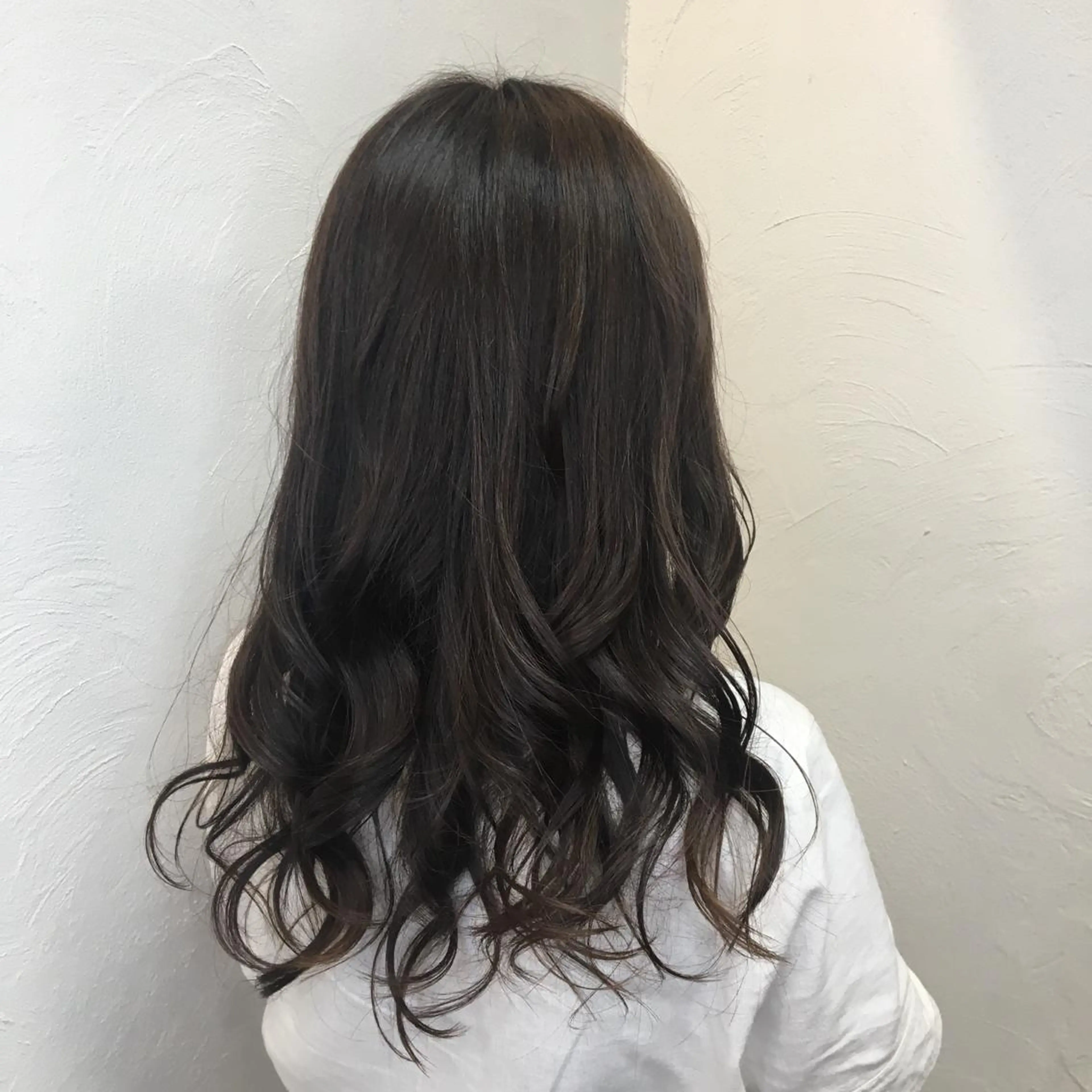 カラー garden HAIR 優月のヘアスタイル