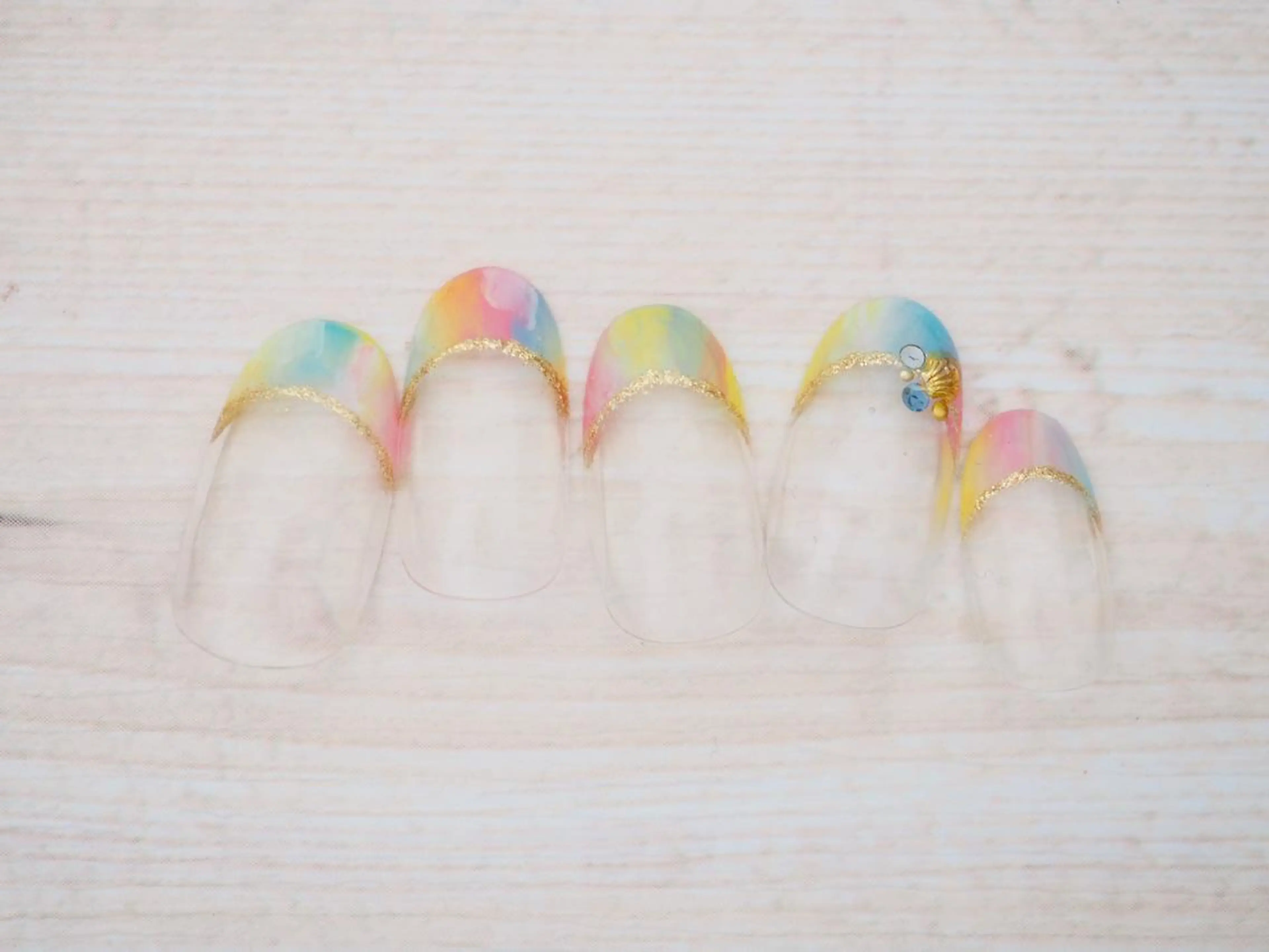 ネイル トップネイリスト Ribbon立川店のネイルデザイン