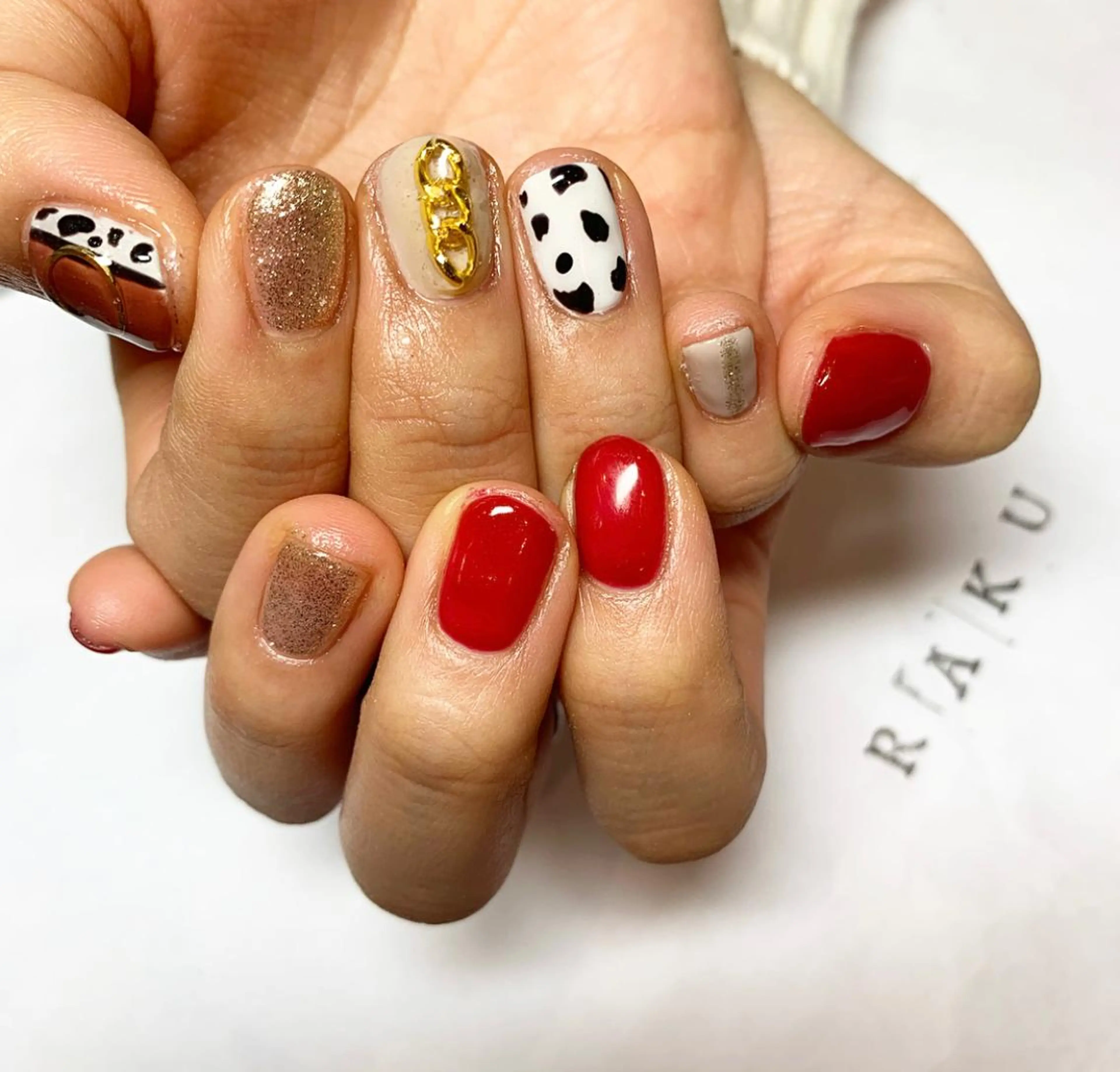 ネイル 駒月 明日香の眉毛・アイブロウイメージ